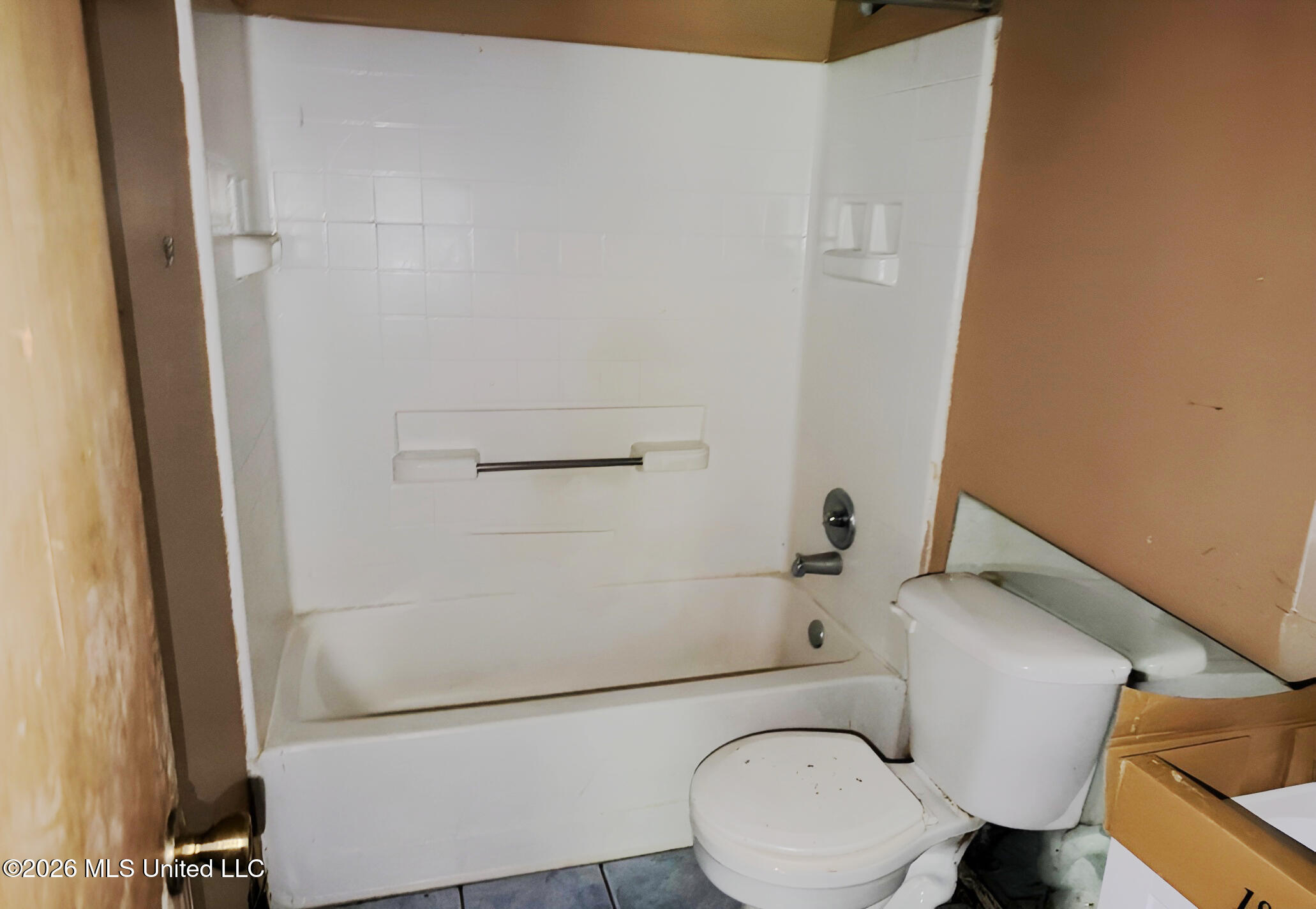 72 Van Holmes Road Property Photo 9