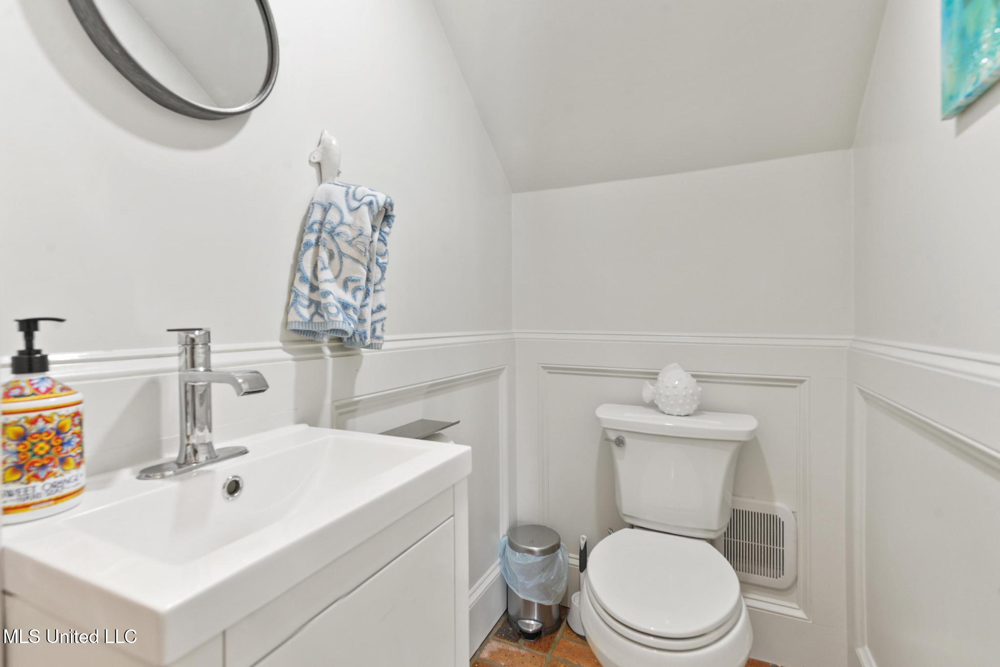106 Ashwood Drive Property Photo 17