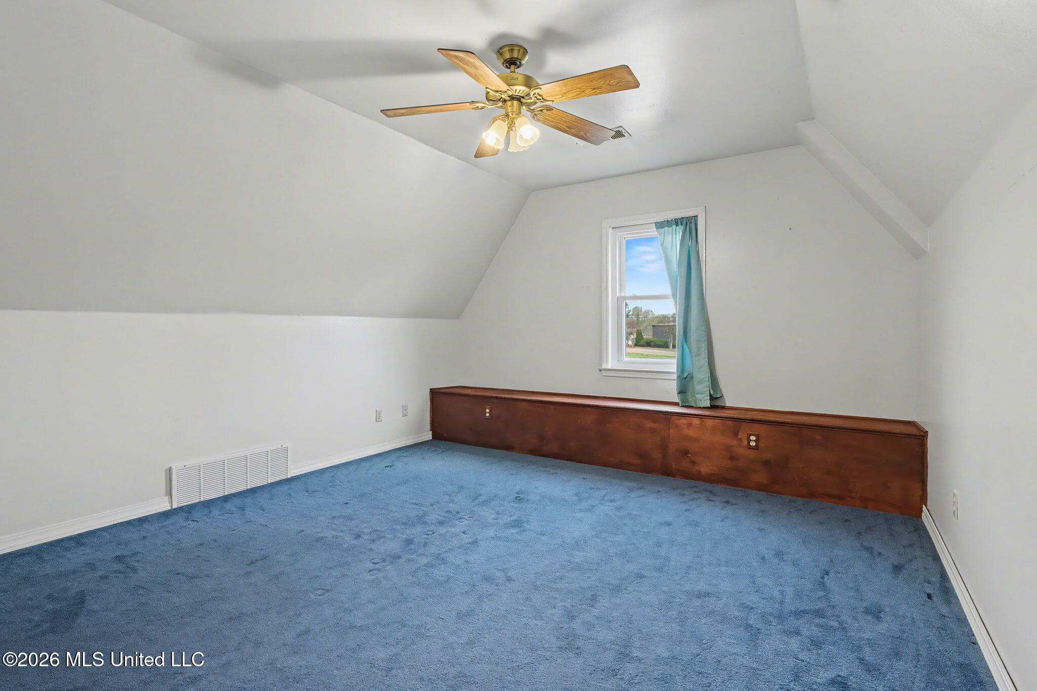 5900 Paloma Drive Property Photo 26