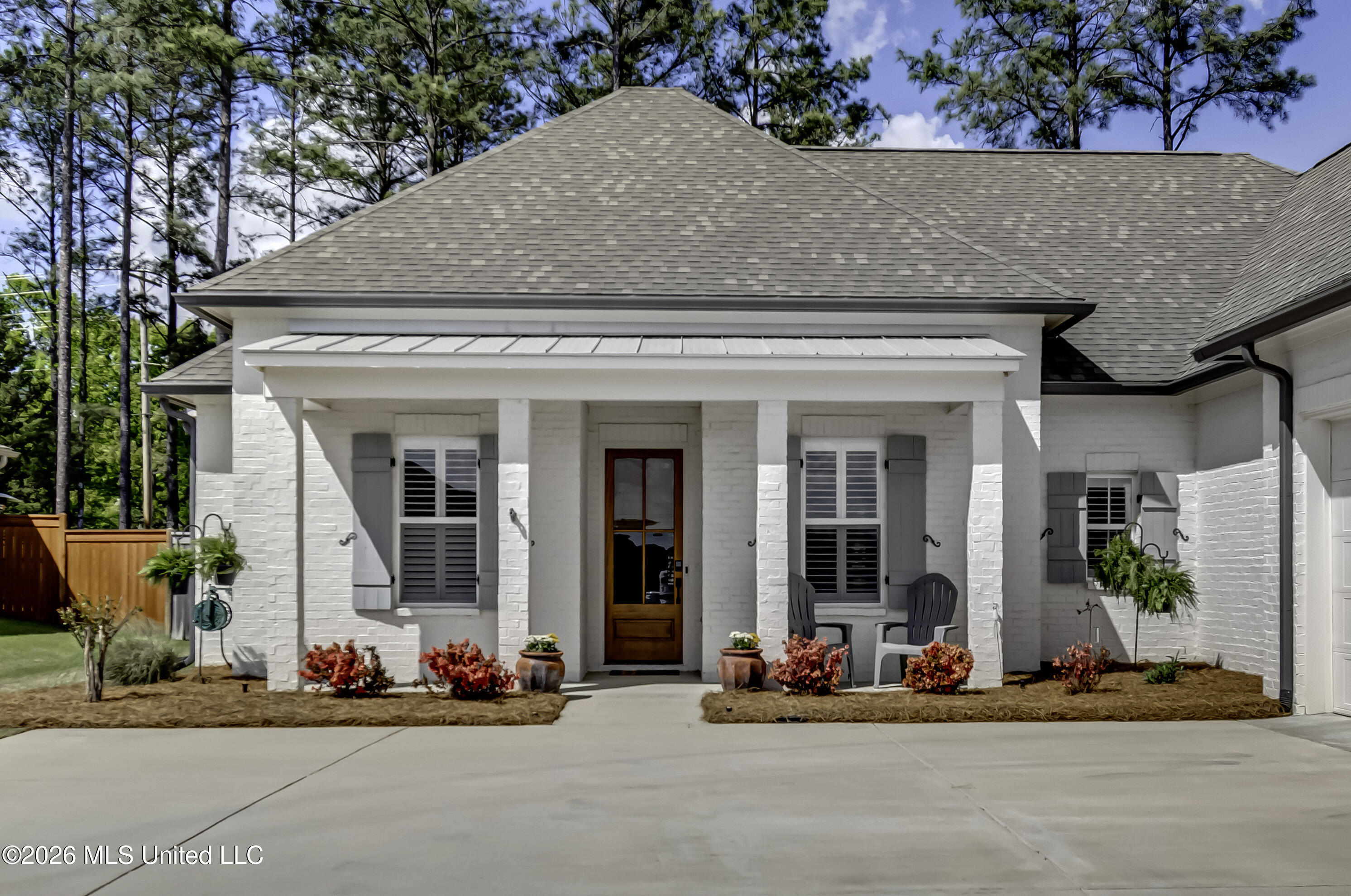 457 Crossvine Place Property Photo 3