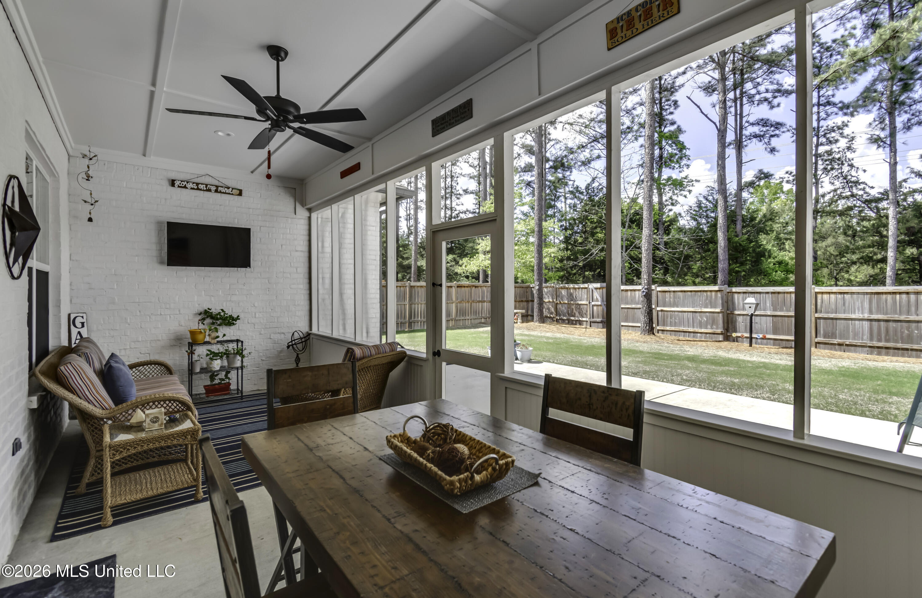 457 Crossvine Place Property Photo 38