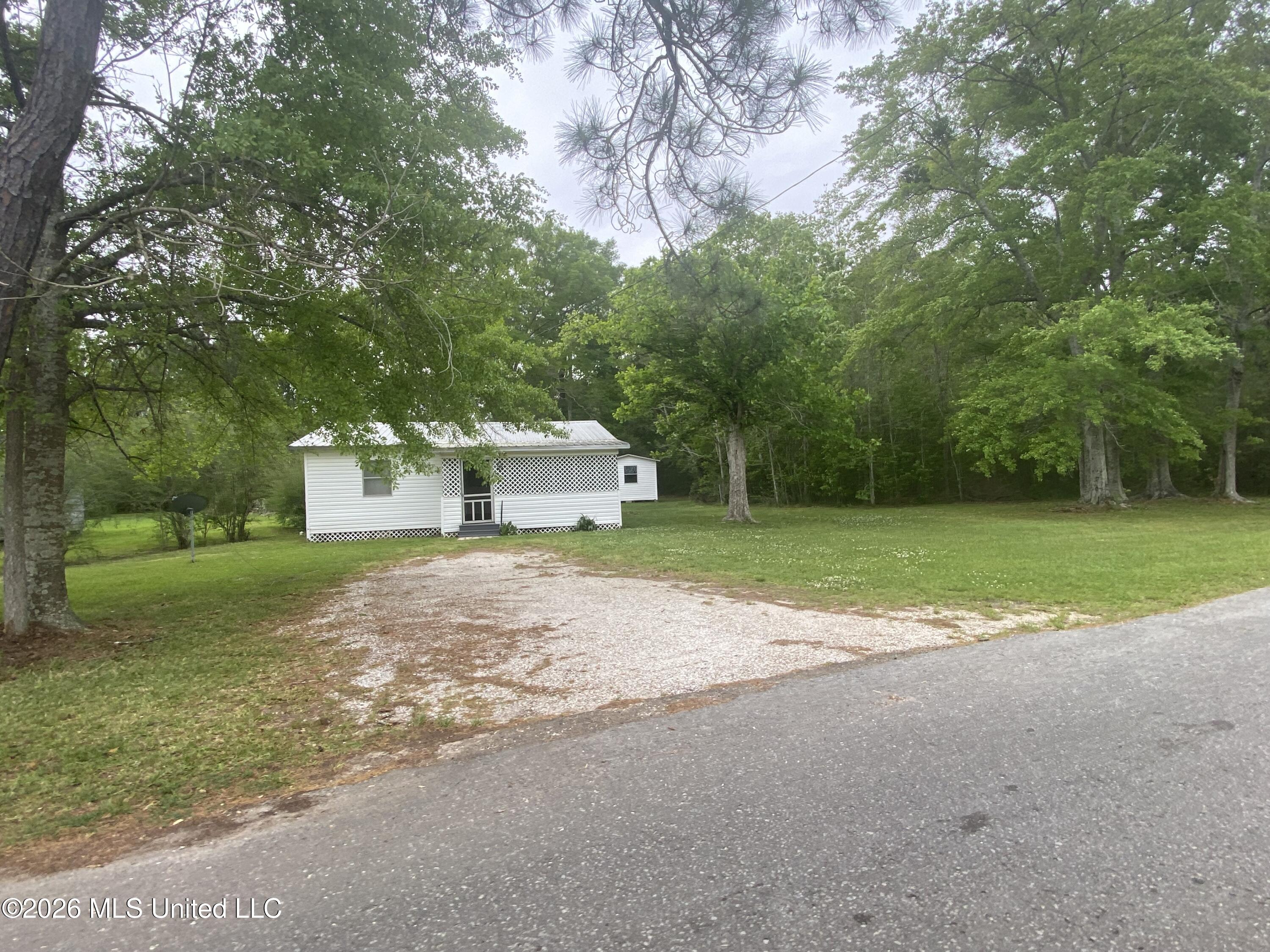 6013 Elder Ferry Road Property Photo 2