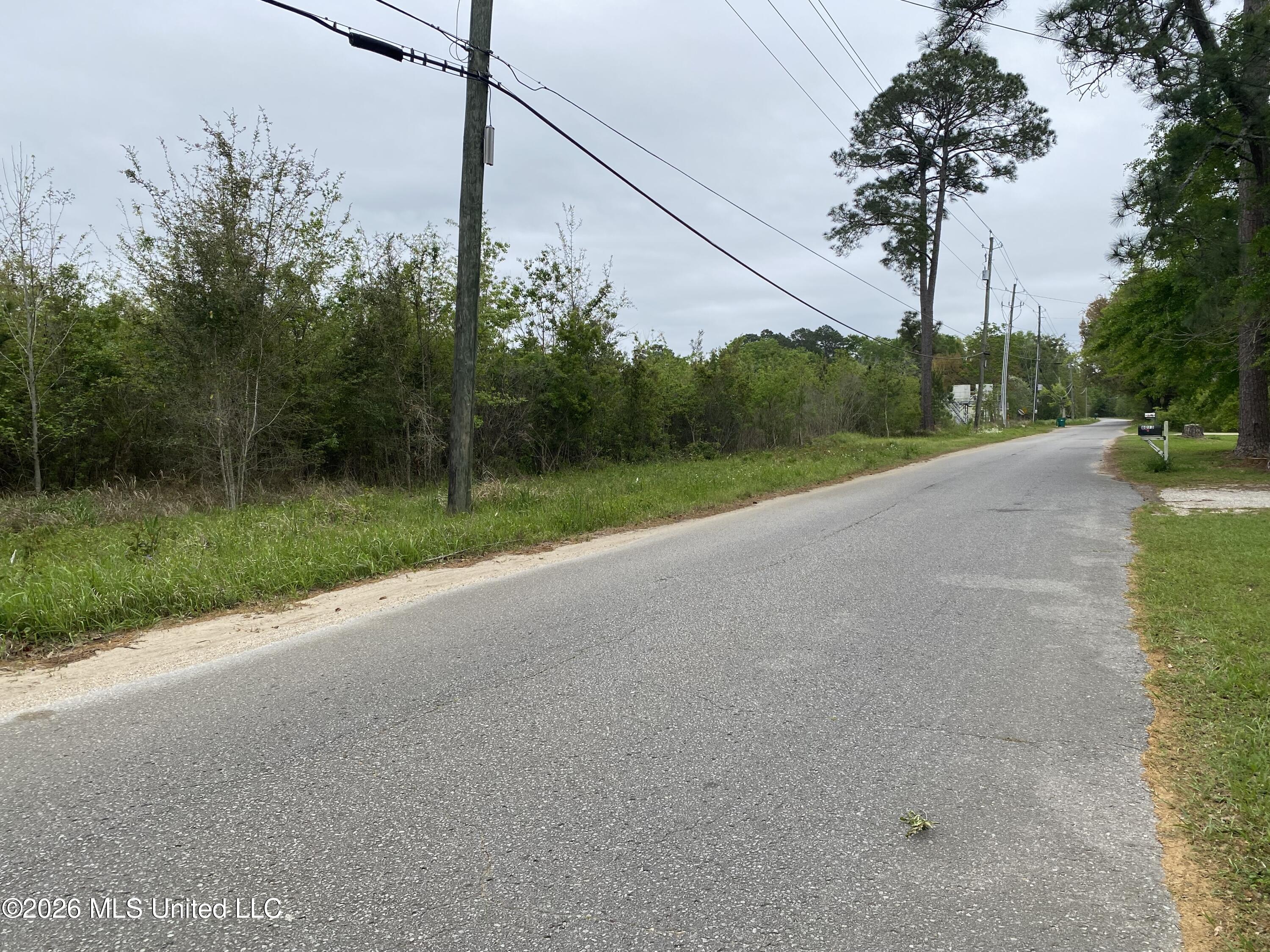 6013 Elder Ferry Road Property Photo 7