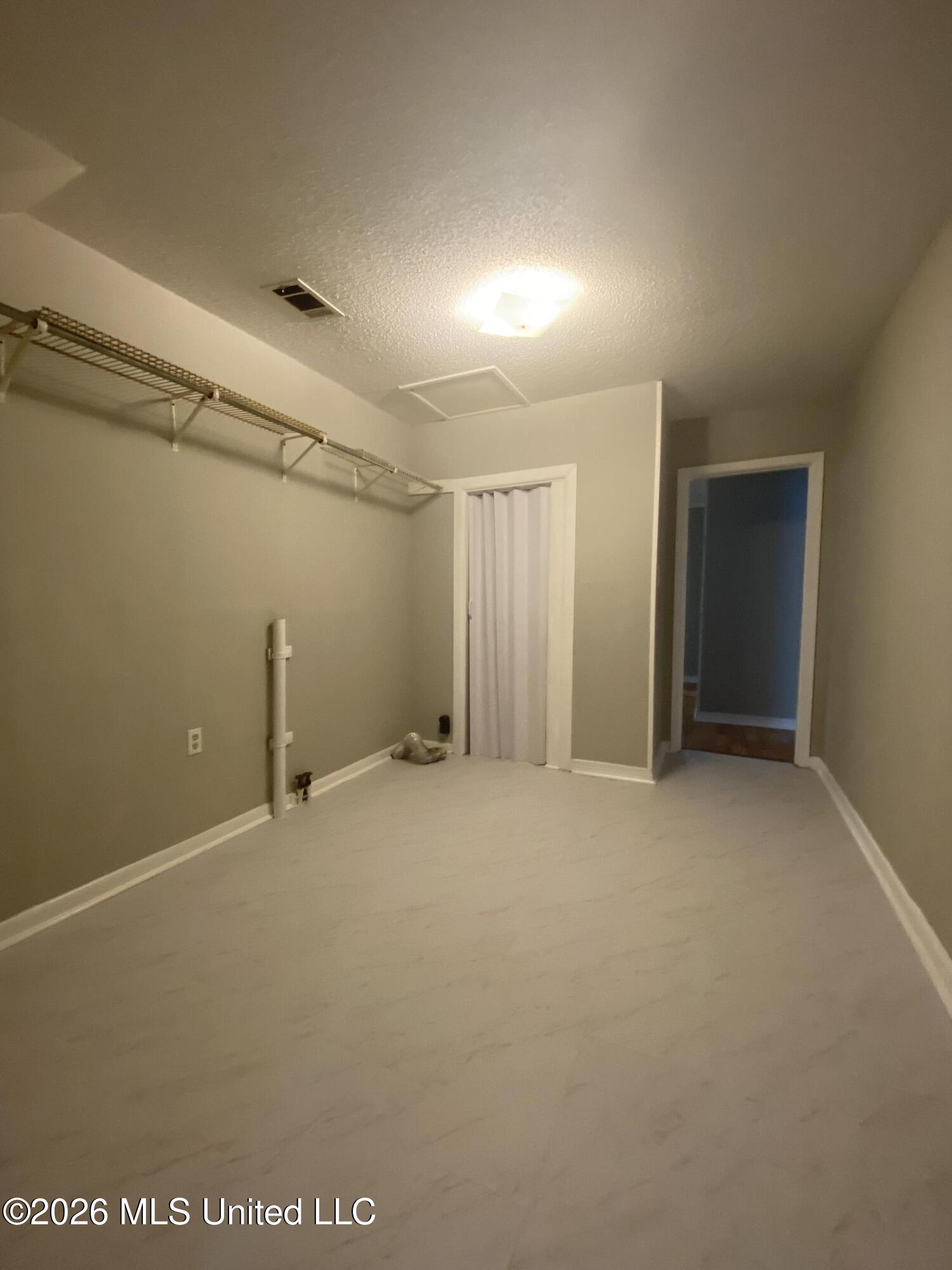 6013 Elder Ferry Road Property Photo 29