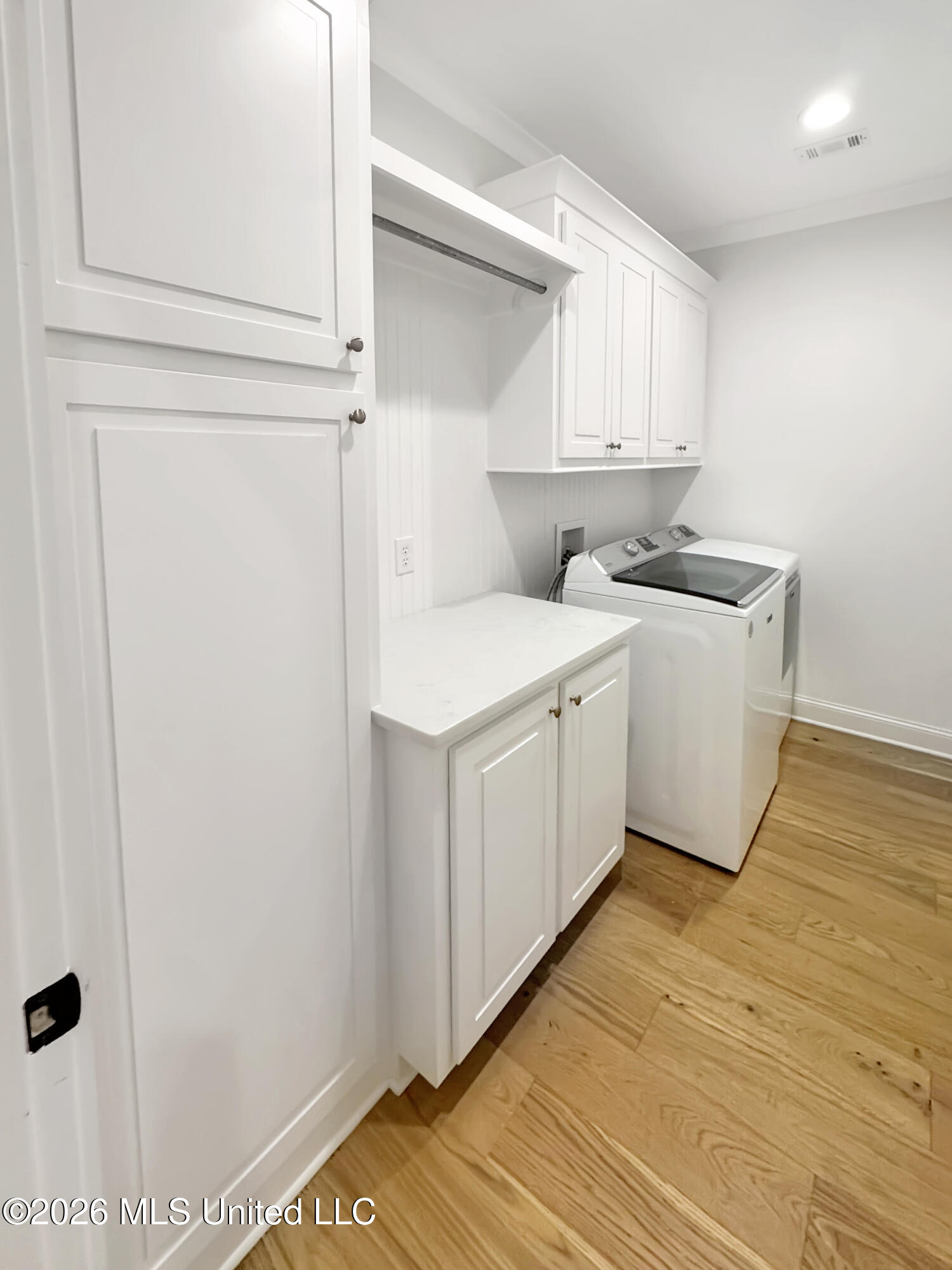 118 Lake Crest Drive Property Photo 13