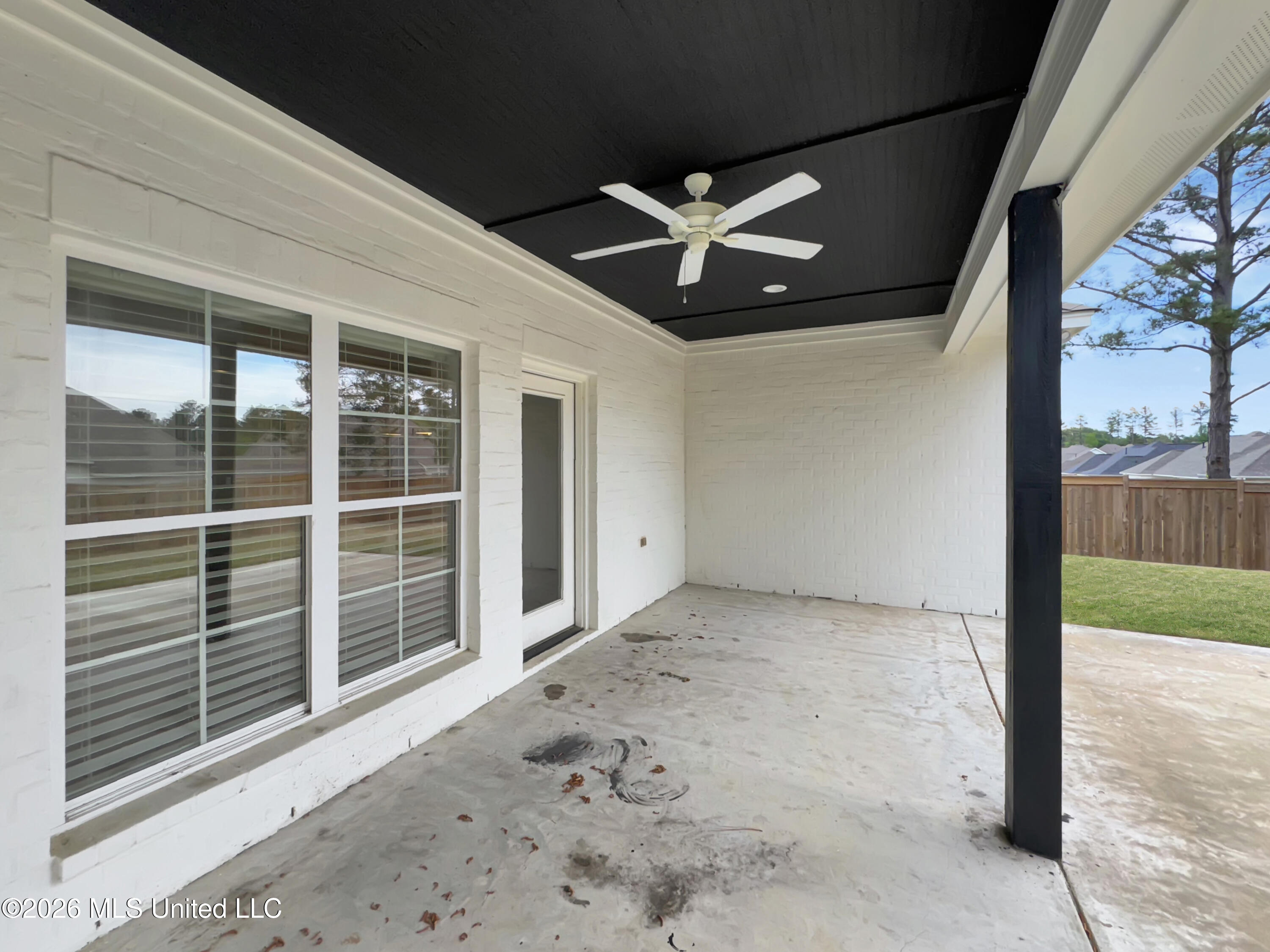 118 Lake Crest Drive Property Photo 26