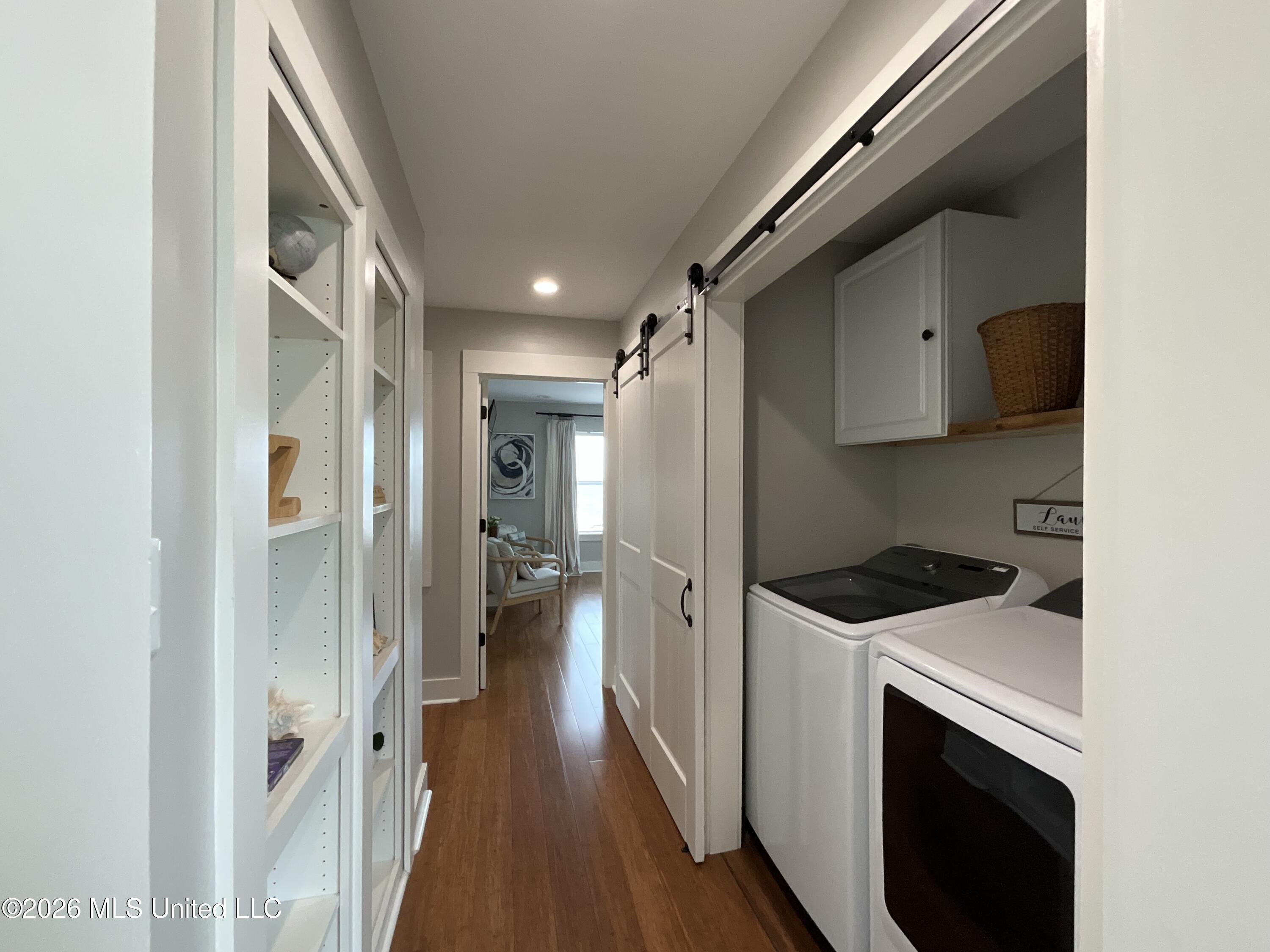 102 Winters Lane Property Photo 37