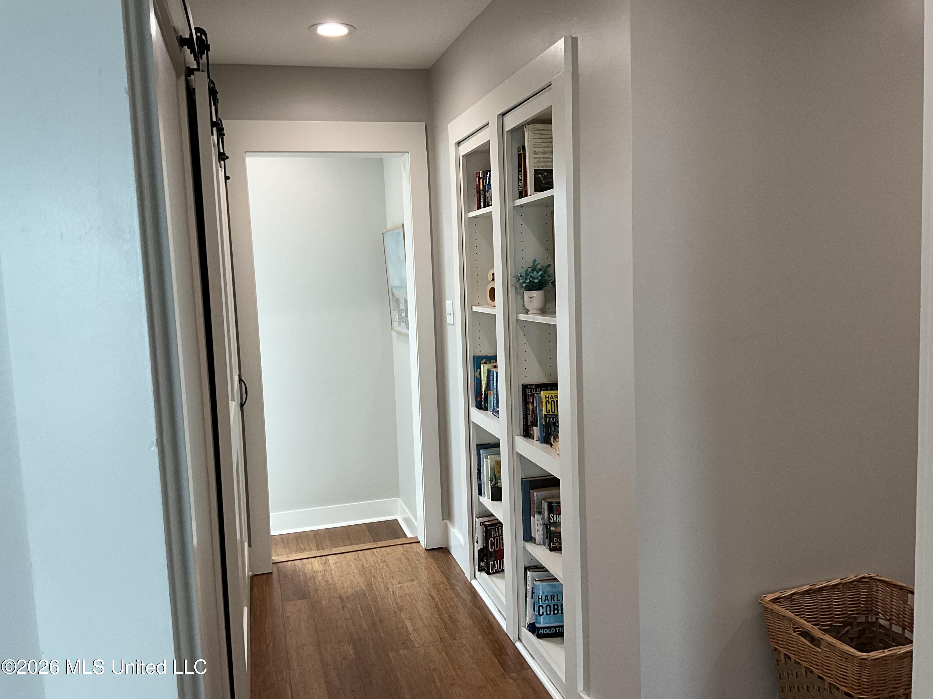 102 Winters Lane Property Photo 49