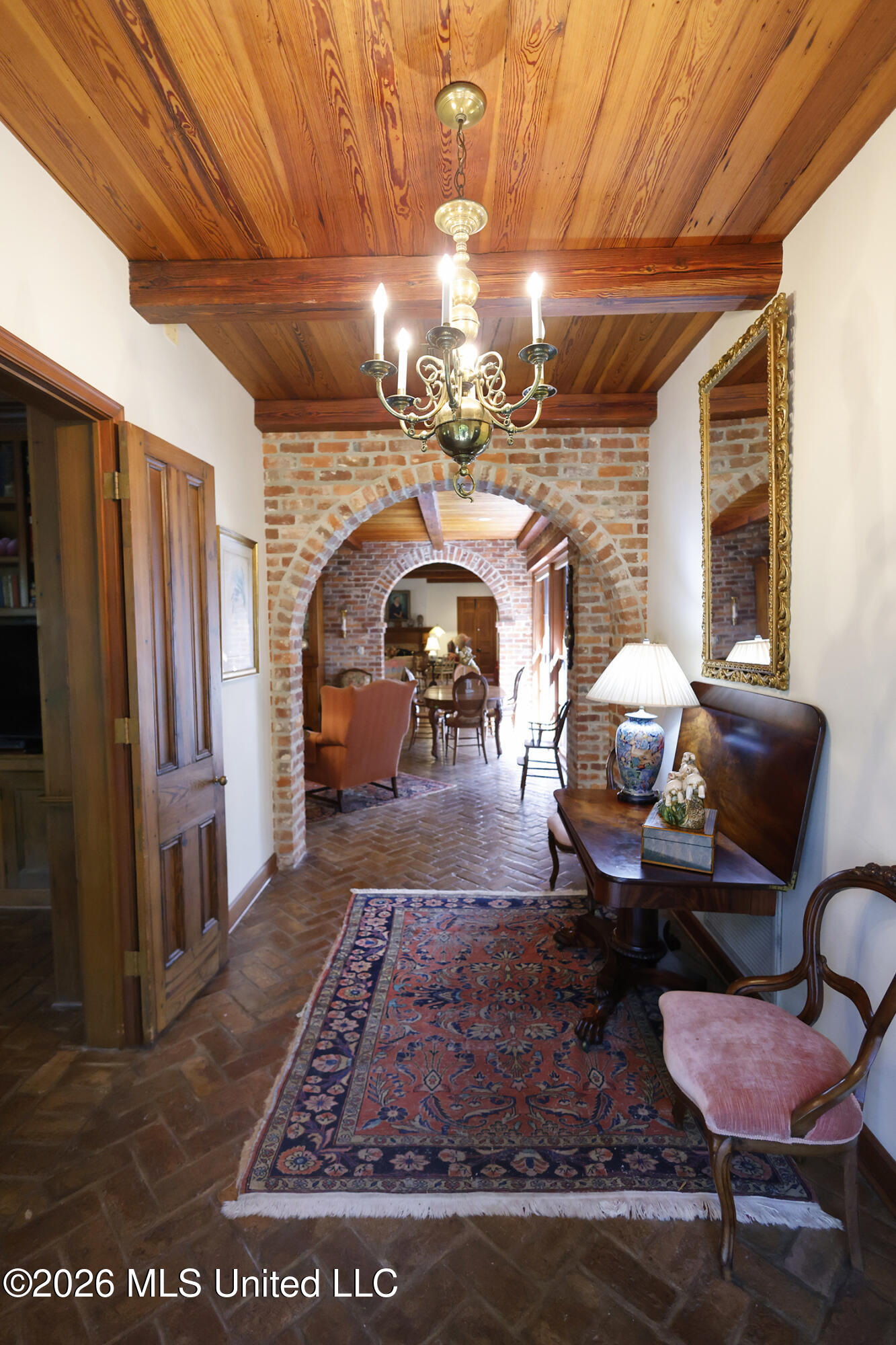657 Zetus Road Property Photo 10