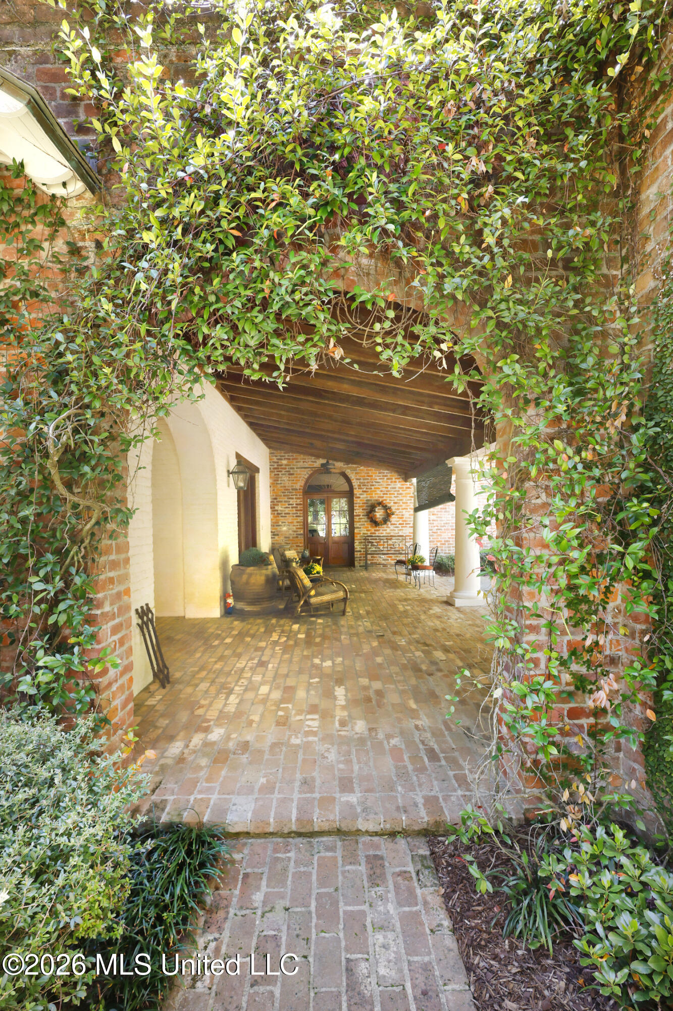 657 Zetus Road Property Photo 23