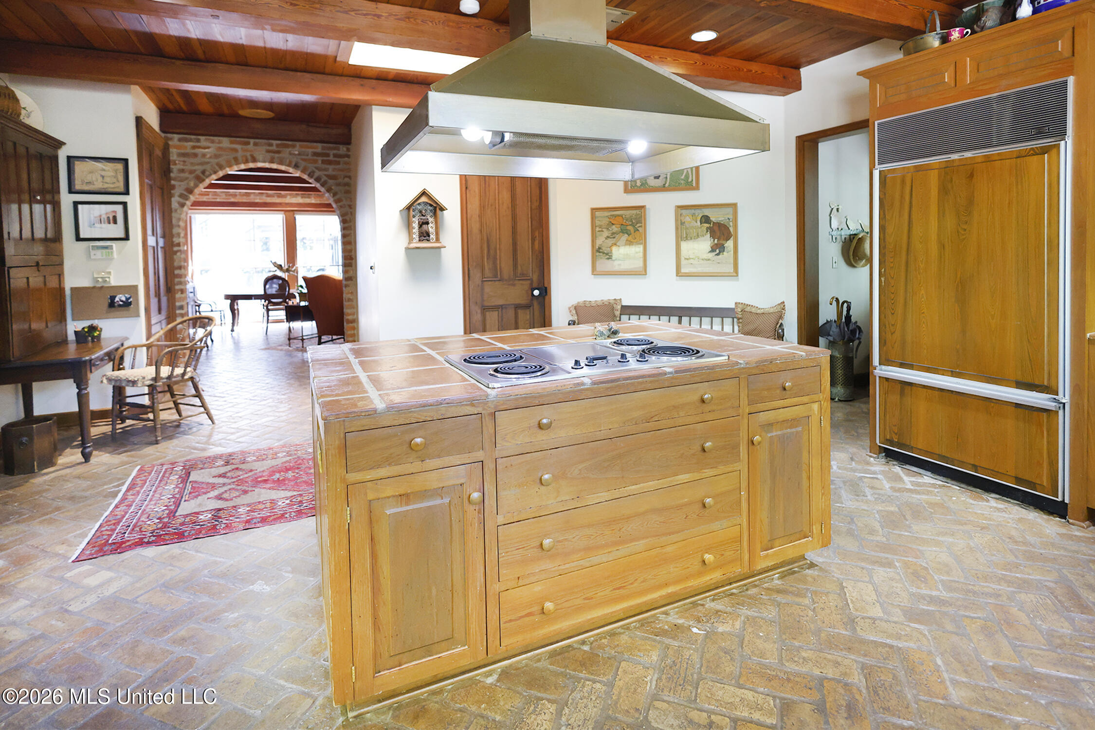 657 Zetus Road Property Photo 48