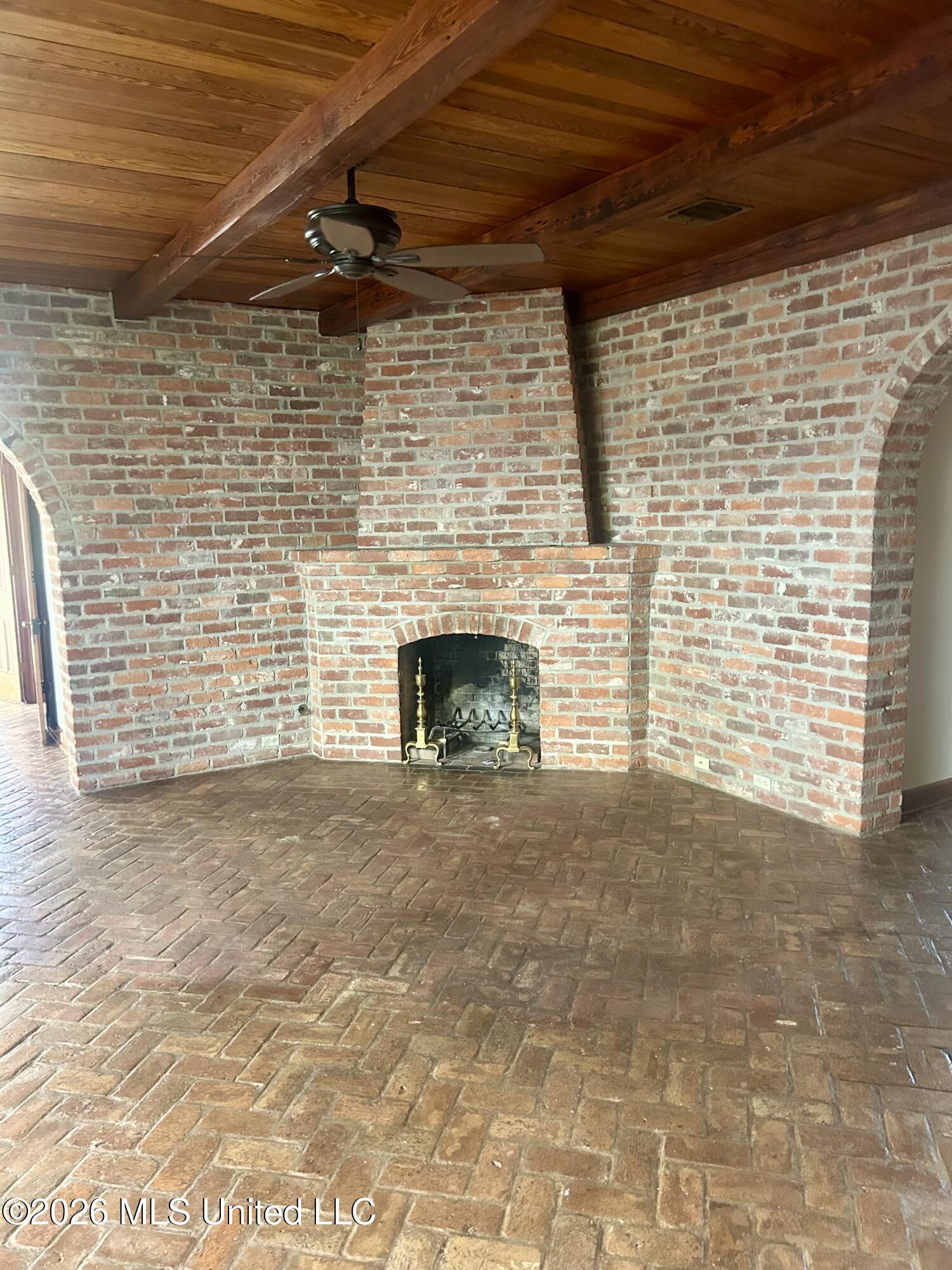 657 Zetus Road Property Photo 63