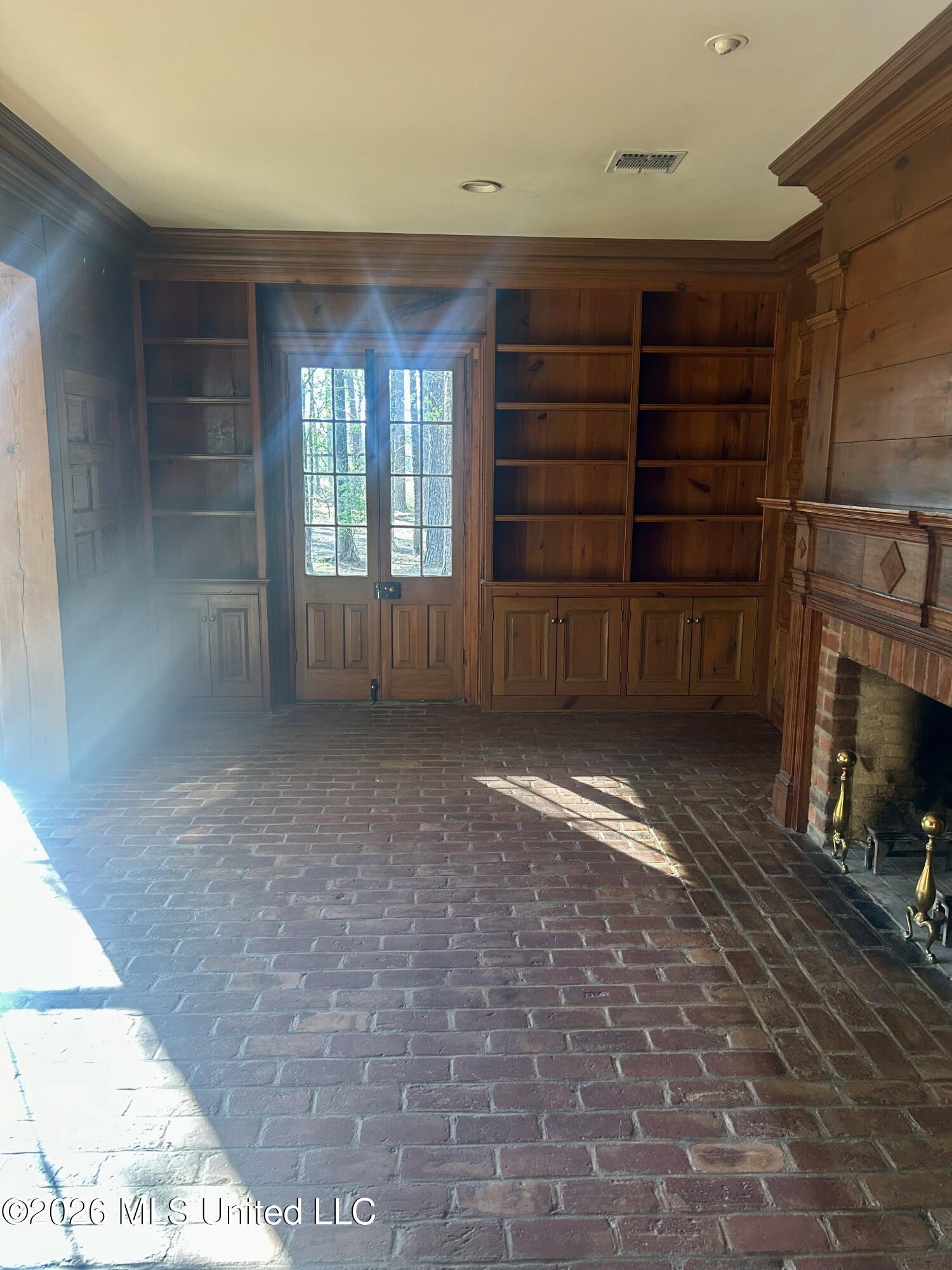 657 Zetus Road Property Photo 66