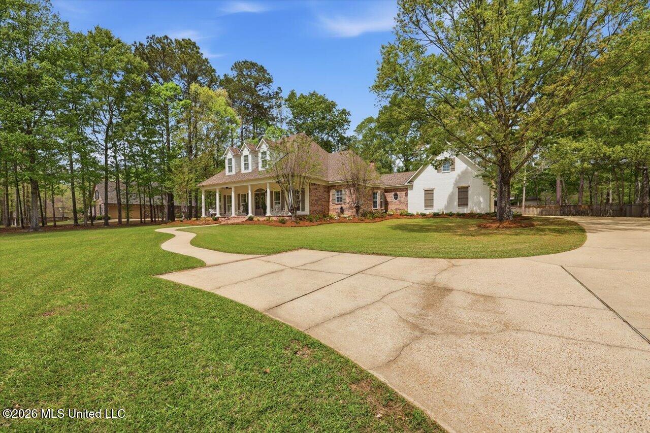 1222 Centre Court Property Photo 2