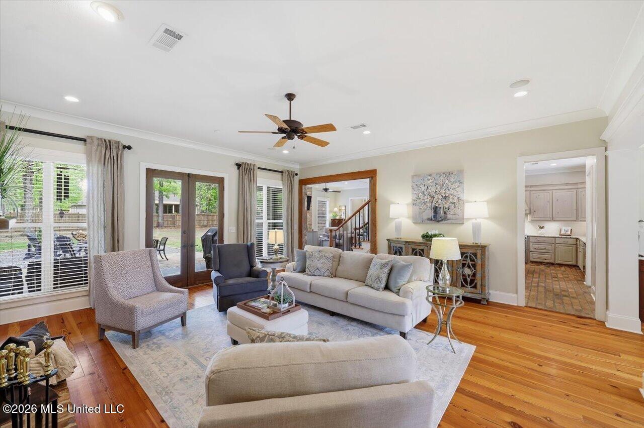 1222 Centre Court Property Photo 9