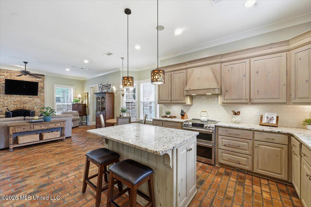 1222 Centre Court Property Photo 10