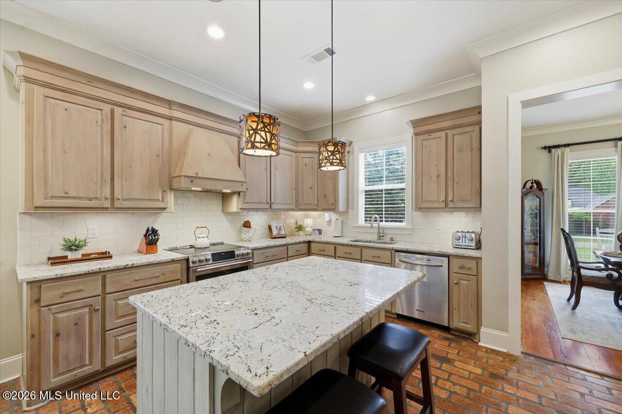 1222 Centre Court Property Photo 11