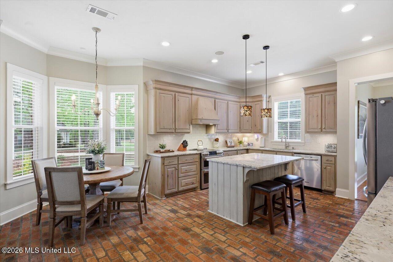 1222 Centre Court Property Photo 16