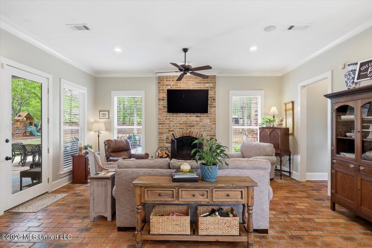 1222 Centre Court Property Photo 18