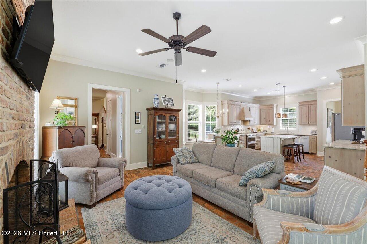 1222 Centre Court Property Photo 20