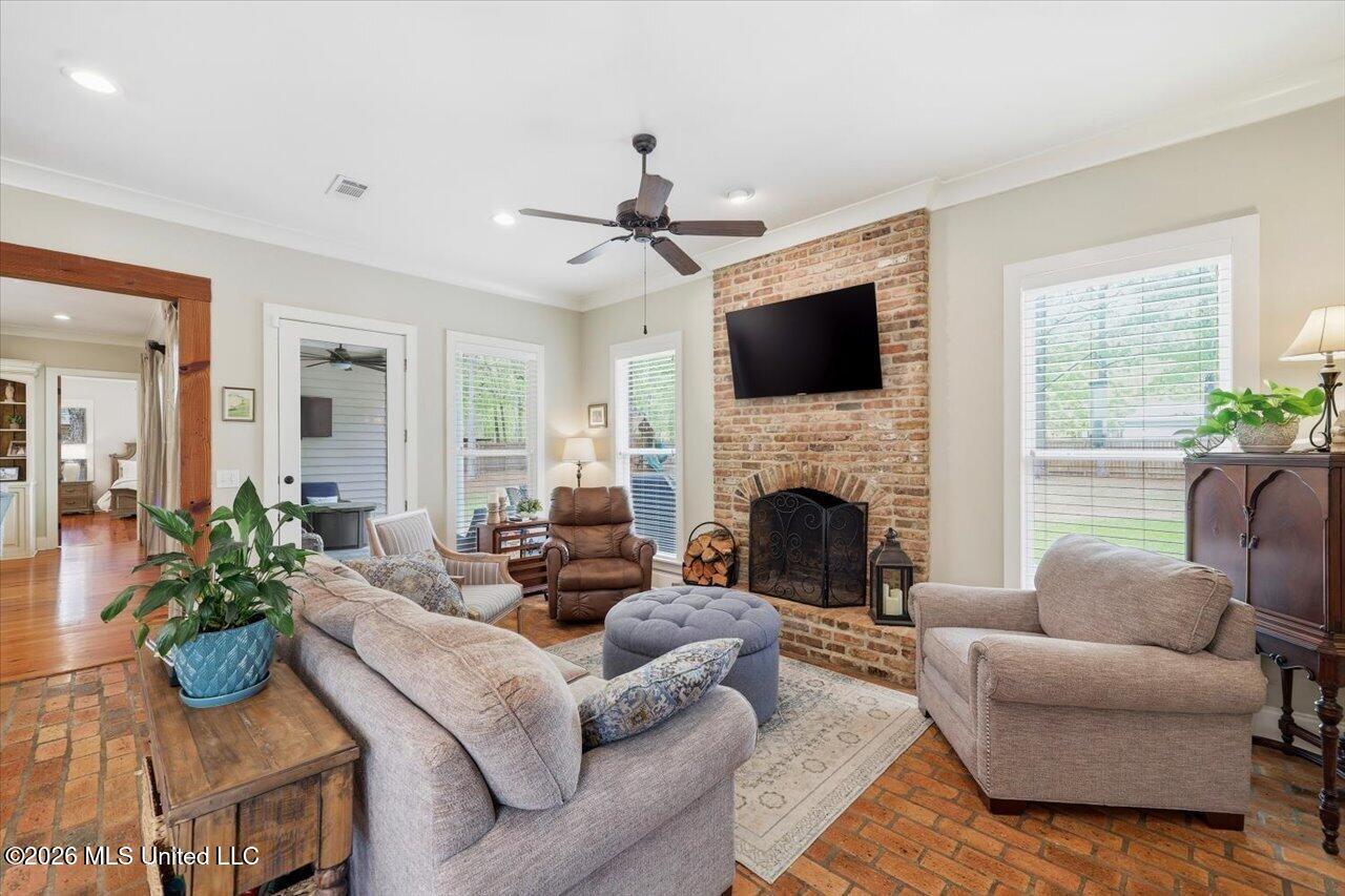 1222 Centre Court Property Photo 22