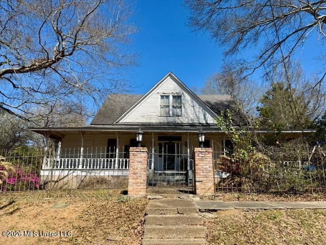 842 S 3rd Street Property Photo 1