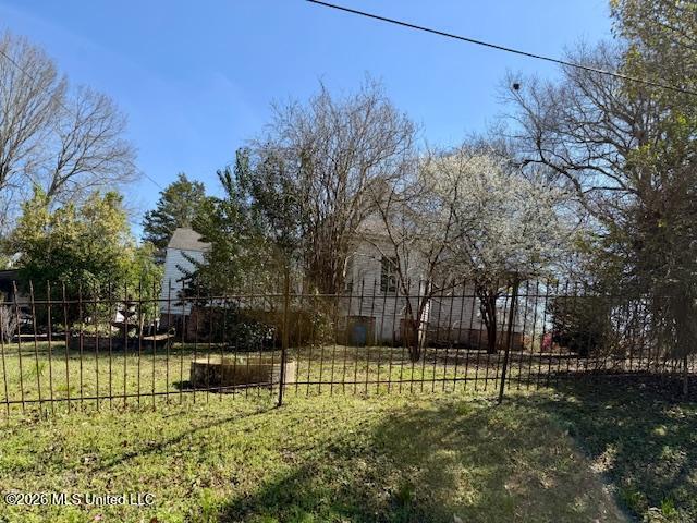 842 S 3rd Street Property Photo 32