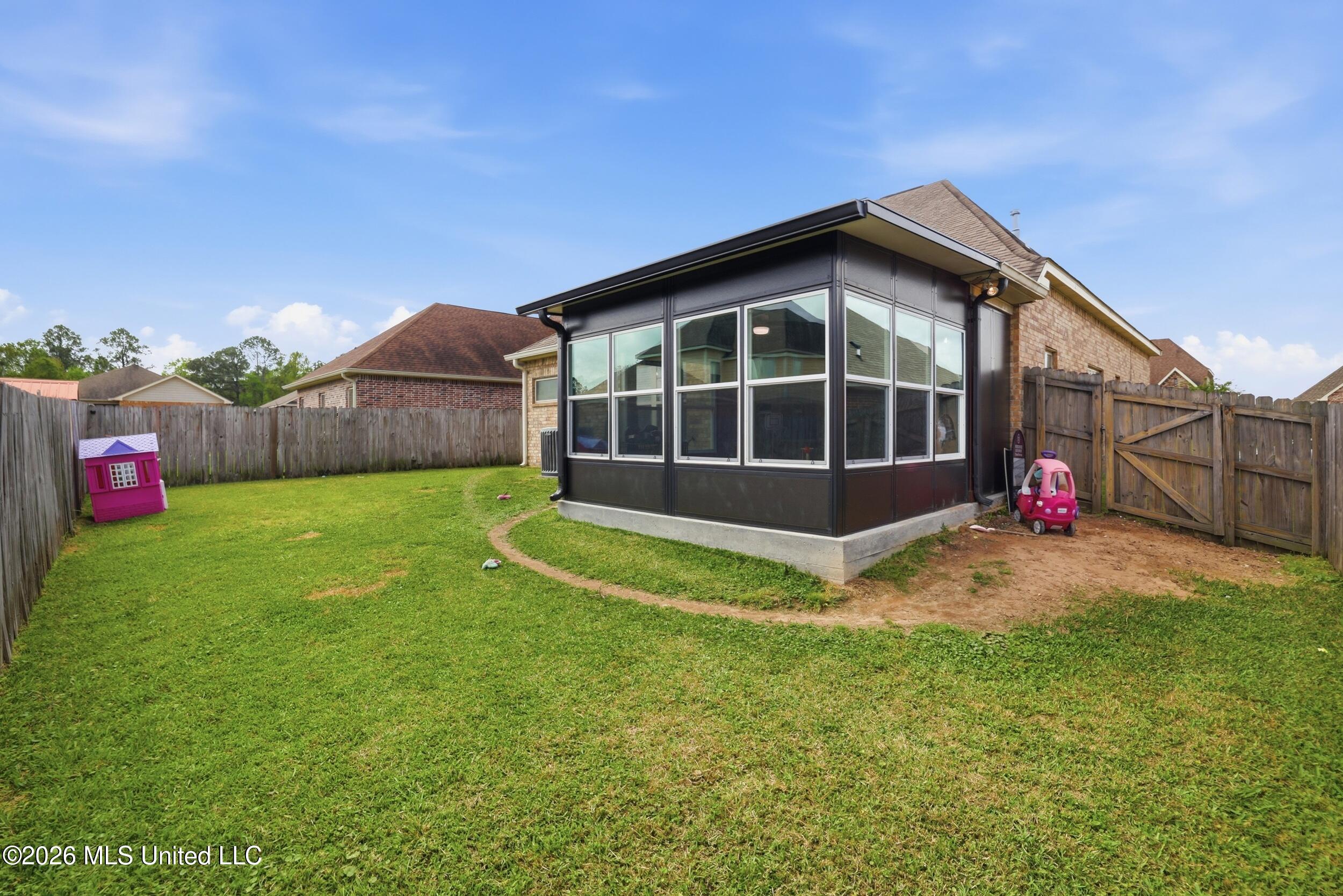 17006 Sago Drive Property Photo 5