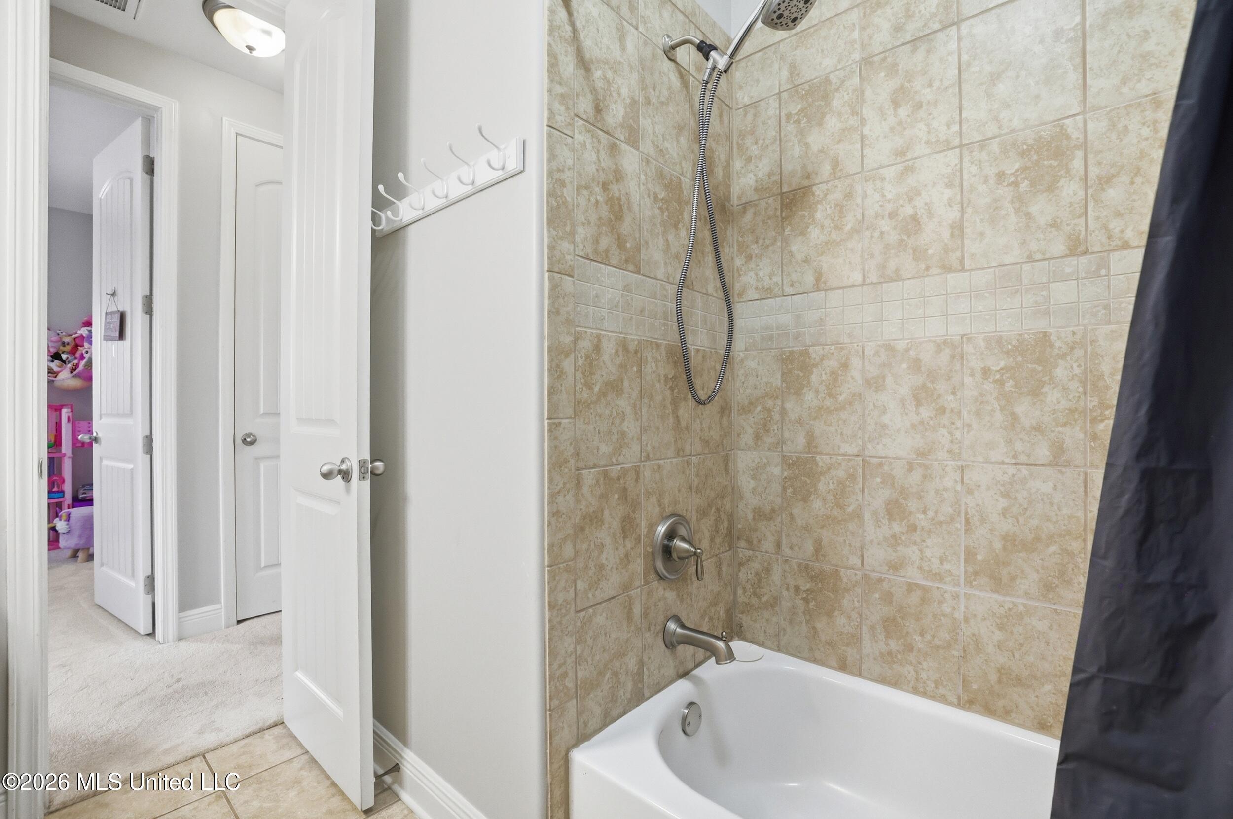17006 Sago Drive Property Photo 32