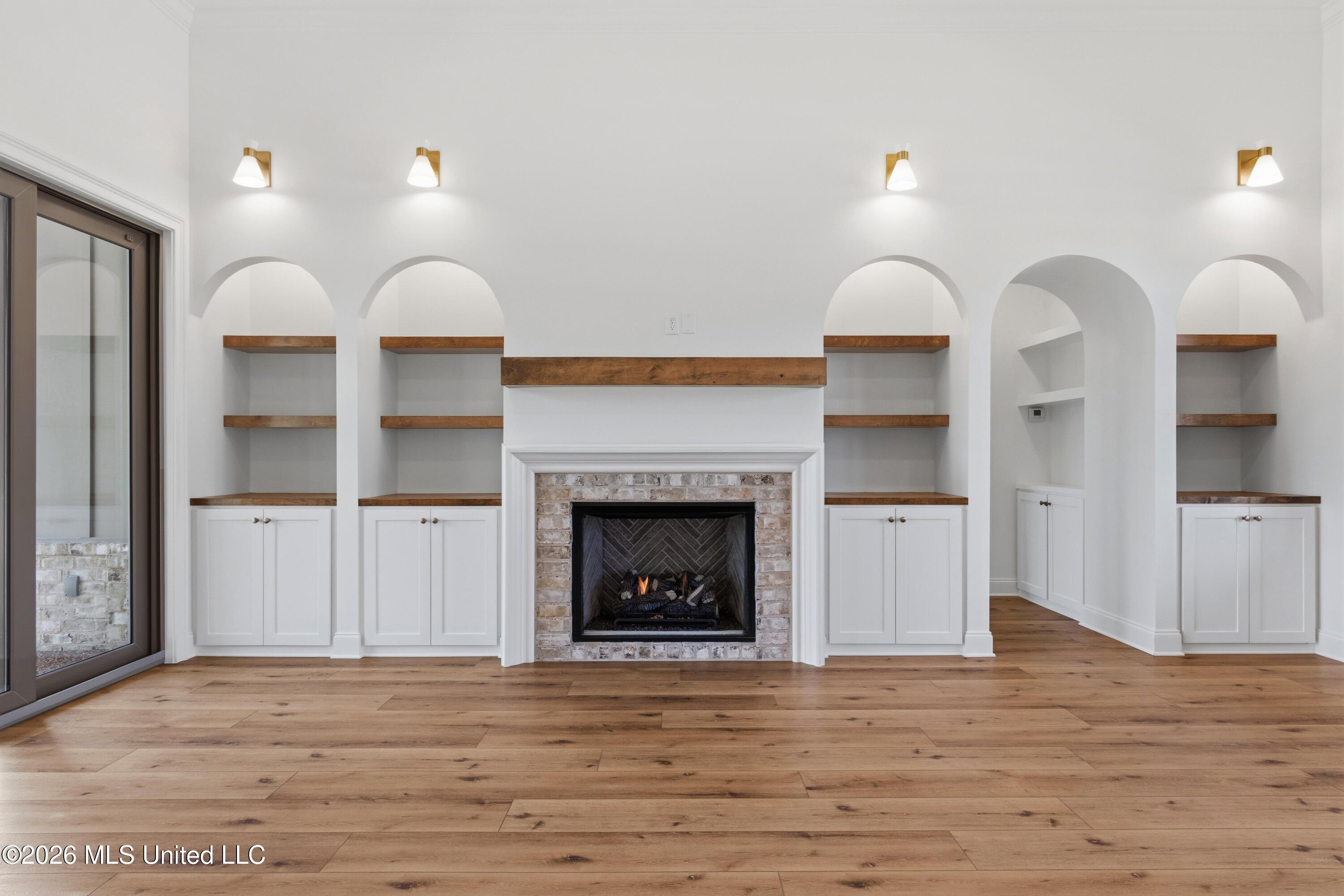 5381 Grayson Way Property Photo 6