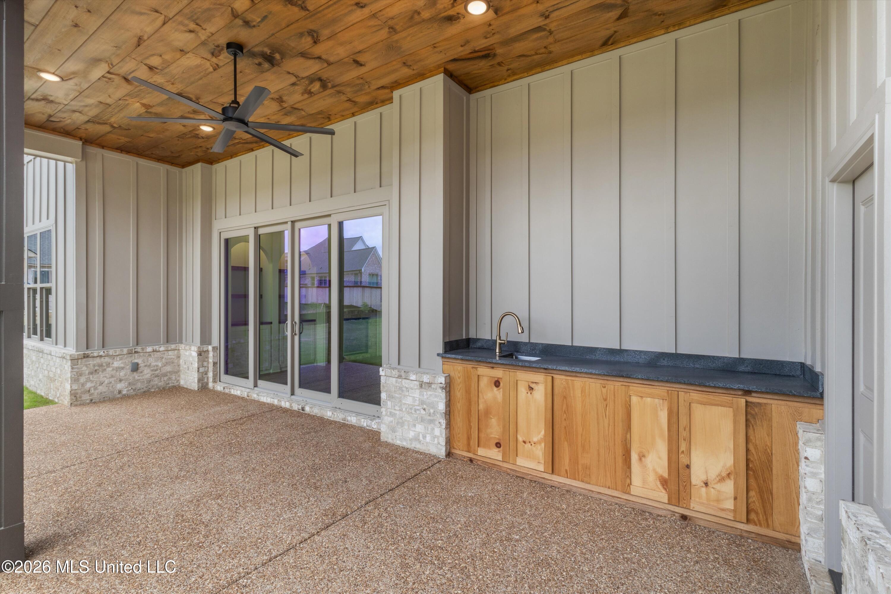 5381 Grayson Way Property Photo 39