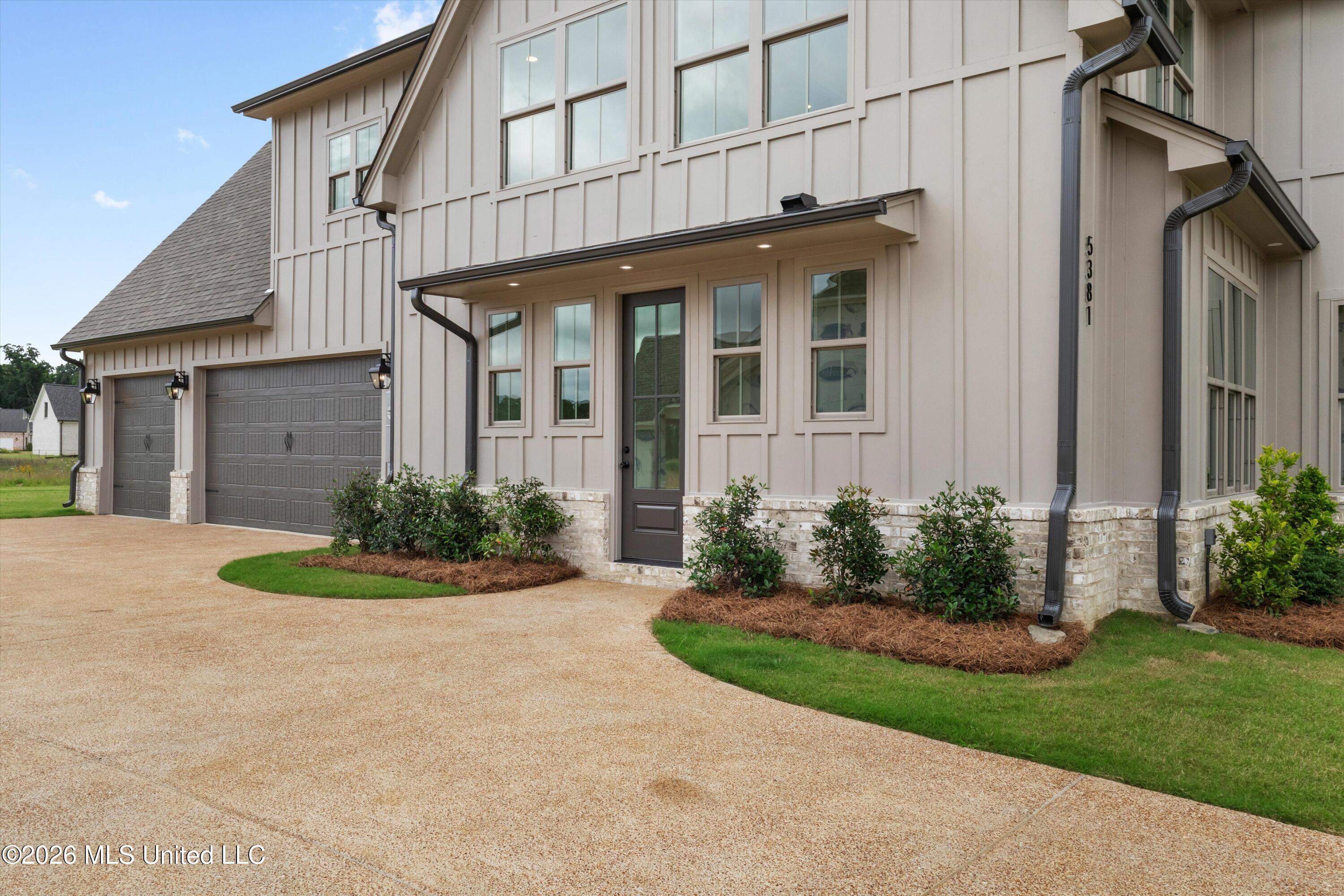 5381 Grayson Way Property Photo 46