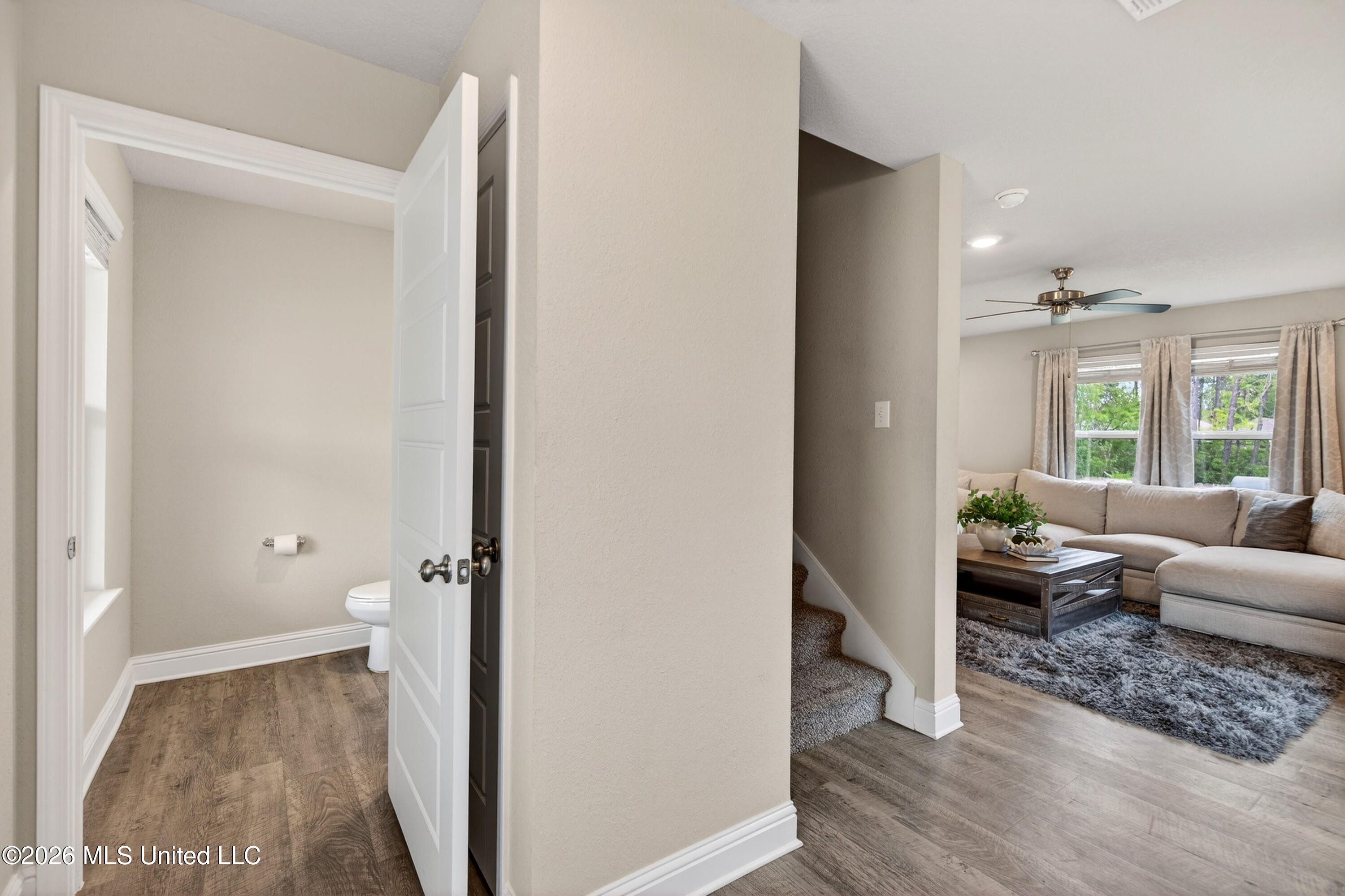 5438 Leeds Lane Property Photo 11