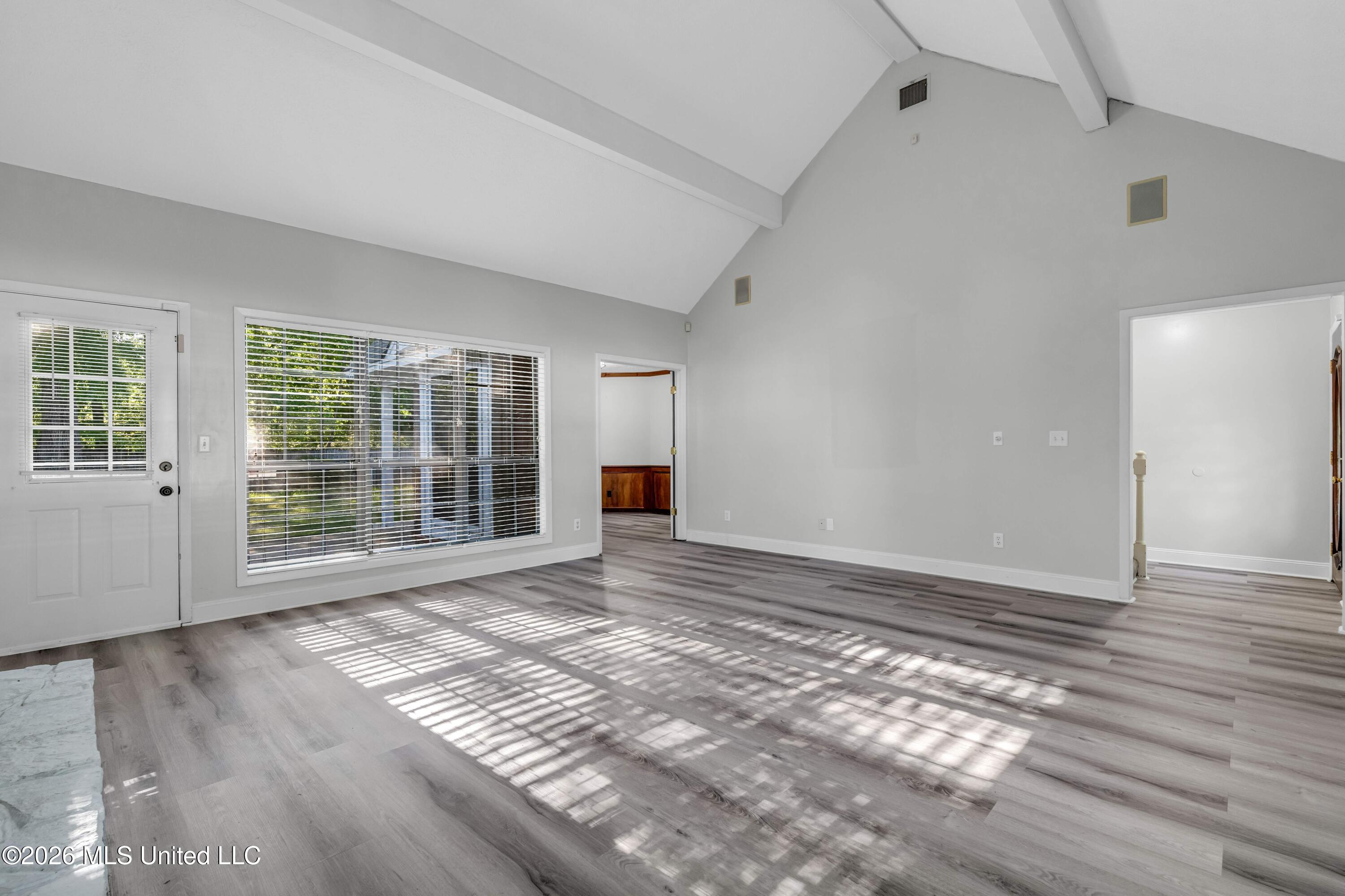 124 Cedar Drive Property Photo 4
