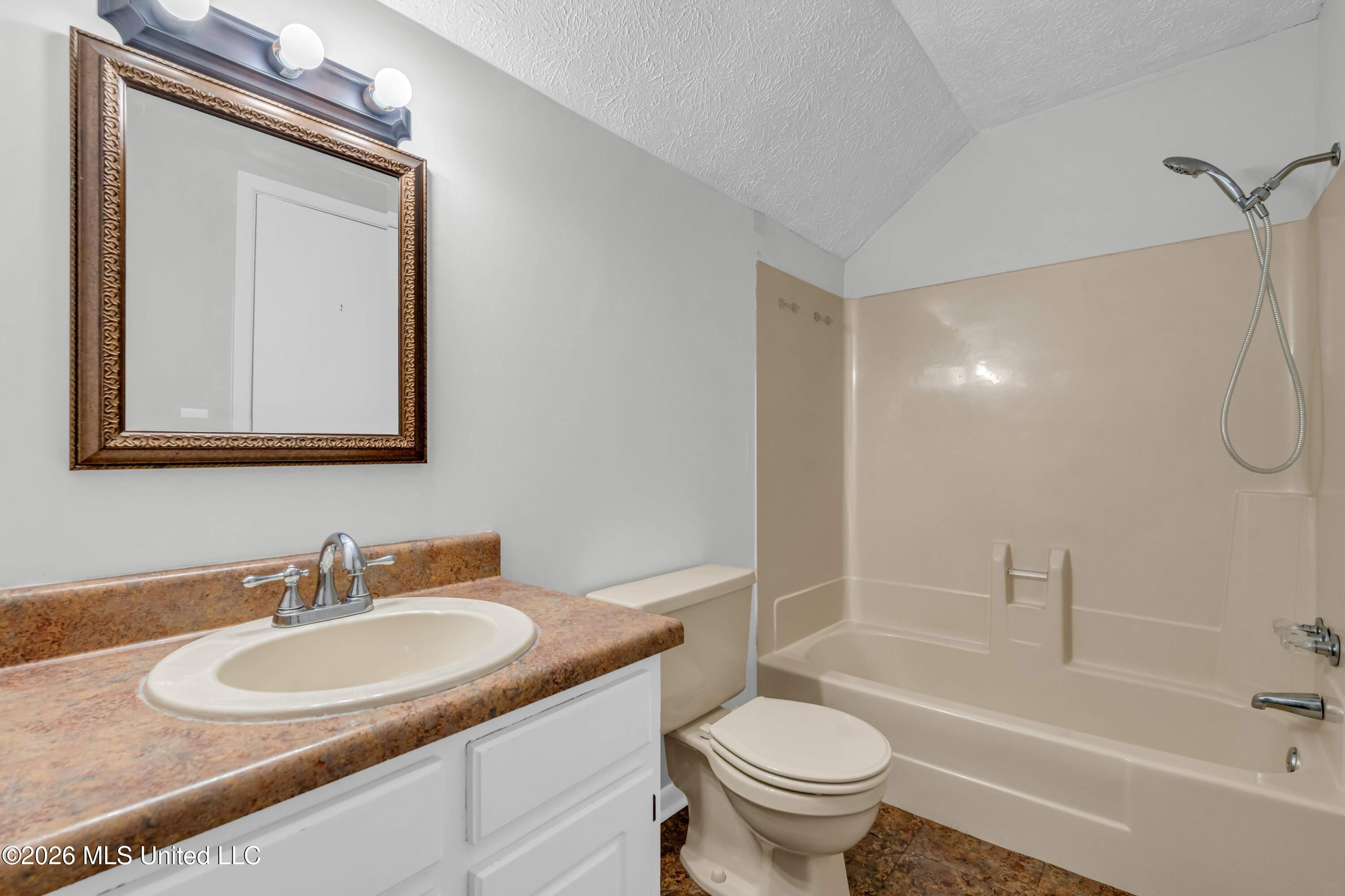 124 Cedar Drive Property Photo 30