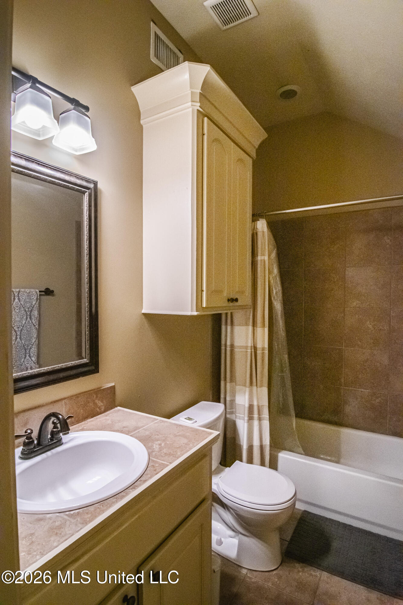 1612 E Northside Dr Drive Property Photo 47