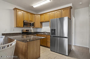1180 Century Oaks Drive Property Photo 10