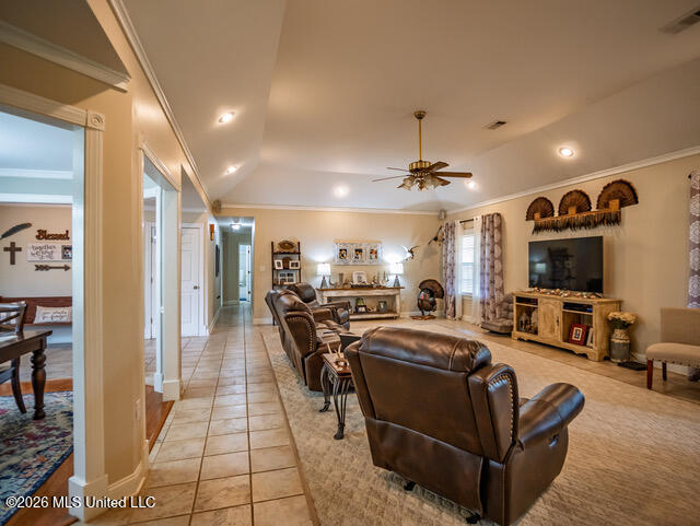 1178 Travis Road Property Photo 7