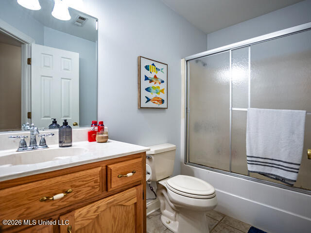 1178 Travis Road Property Photo 40