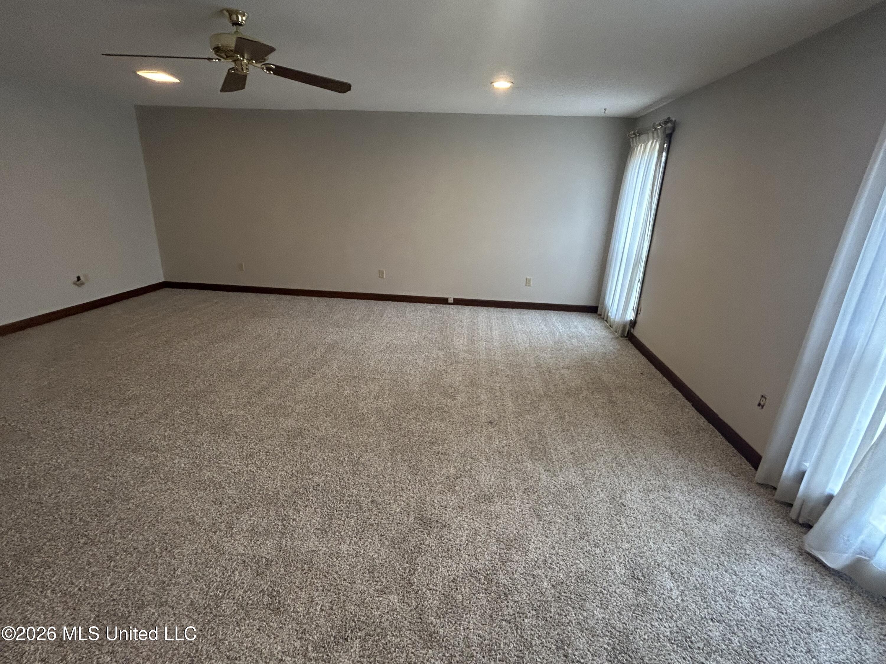 628 S Aubrey Circle Property Photo 8