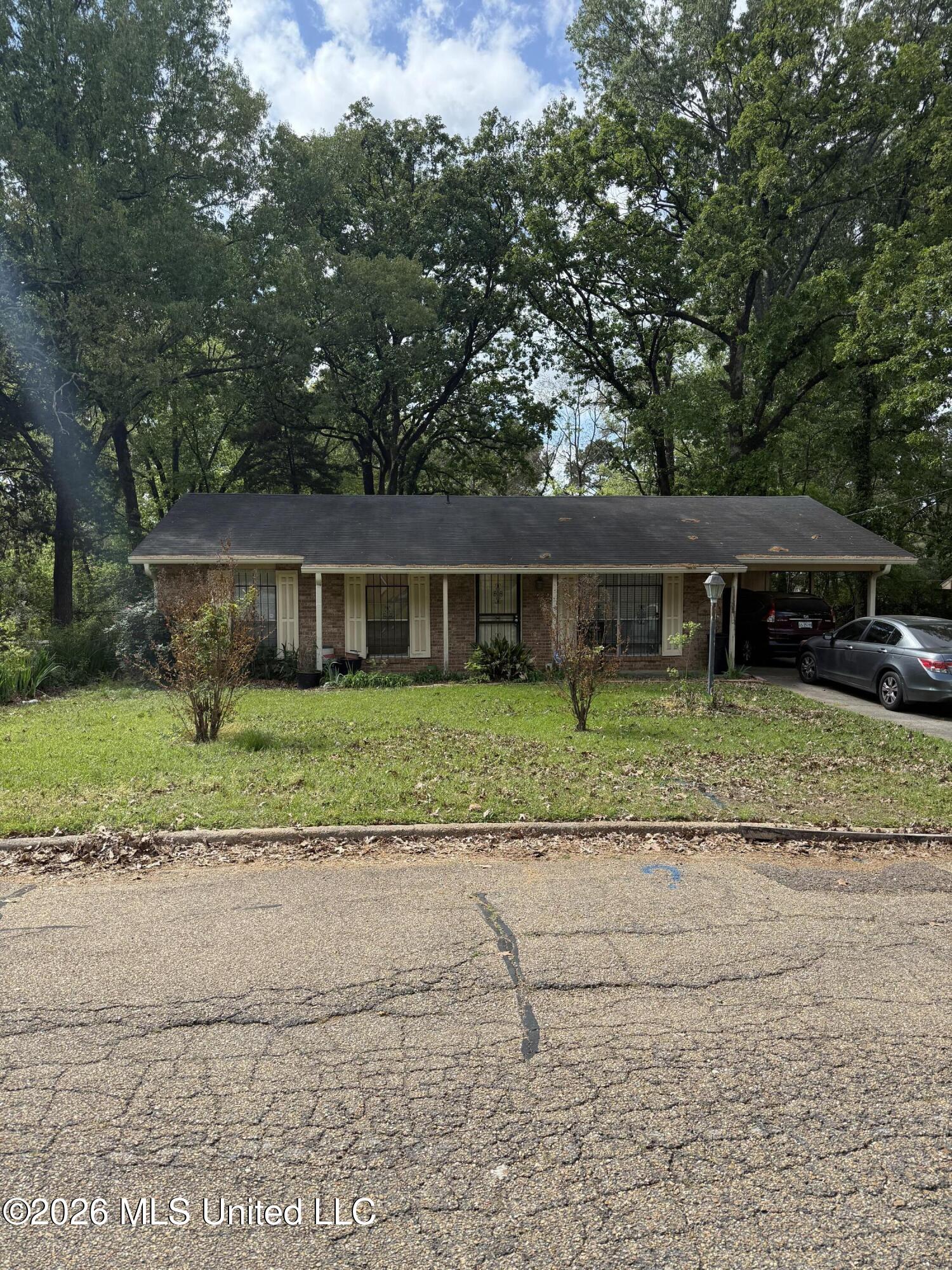 117 Delano Drive Property Photo 1
