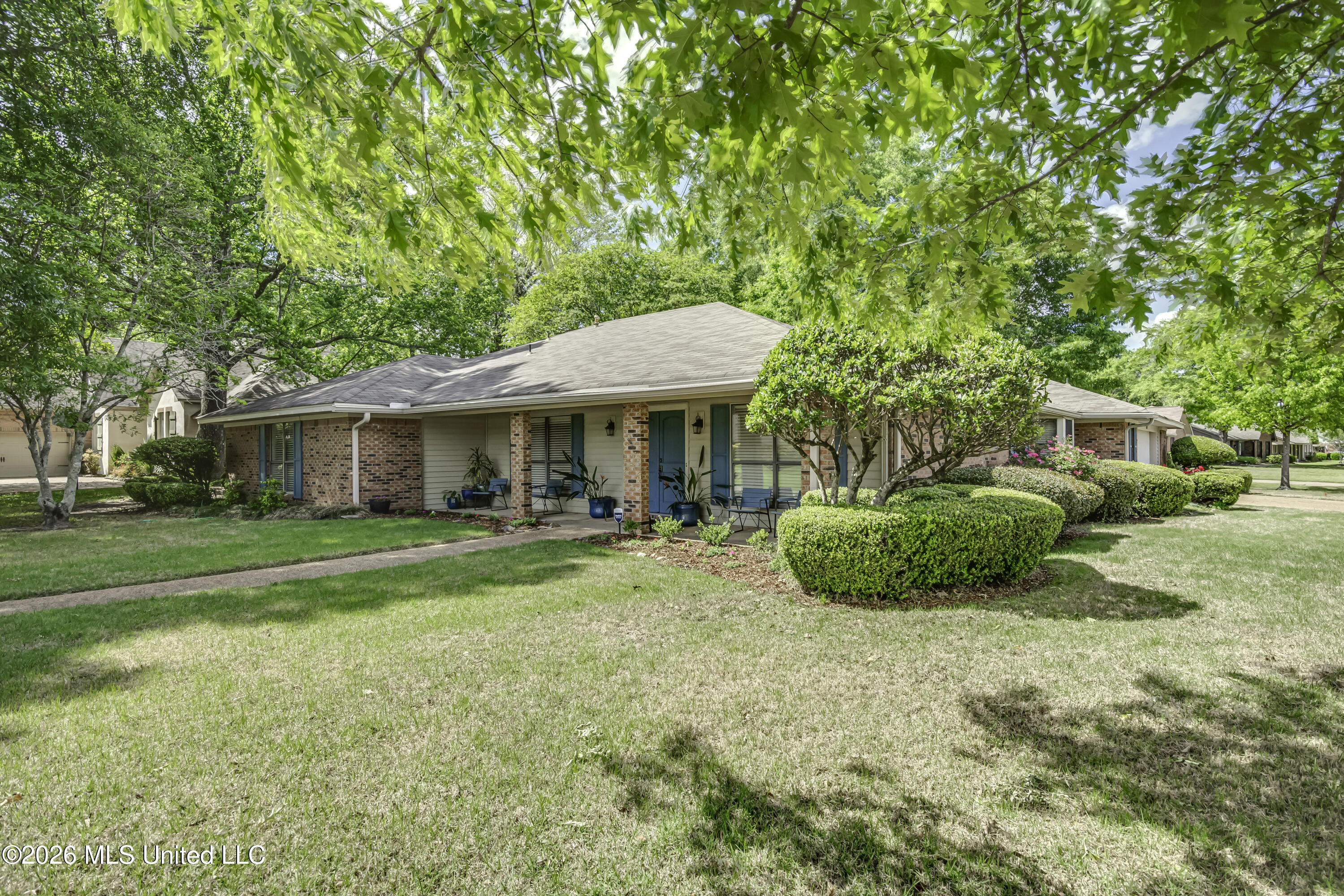 107 Westlake Drive Property Photo 3