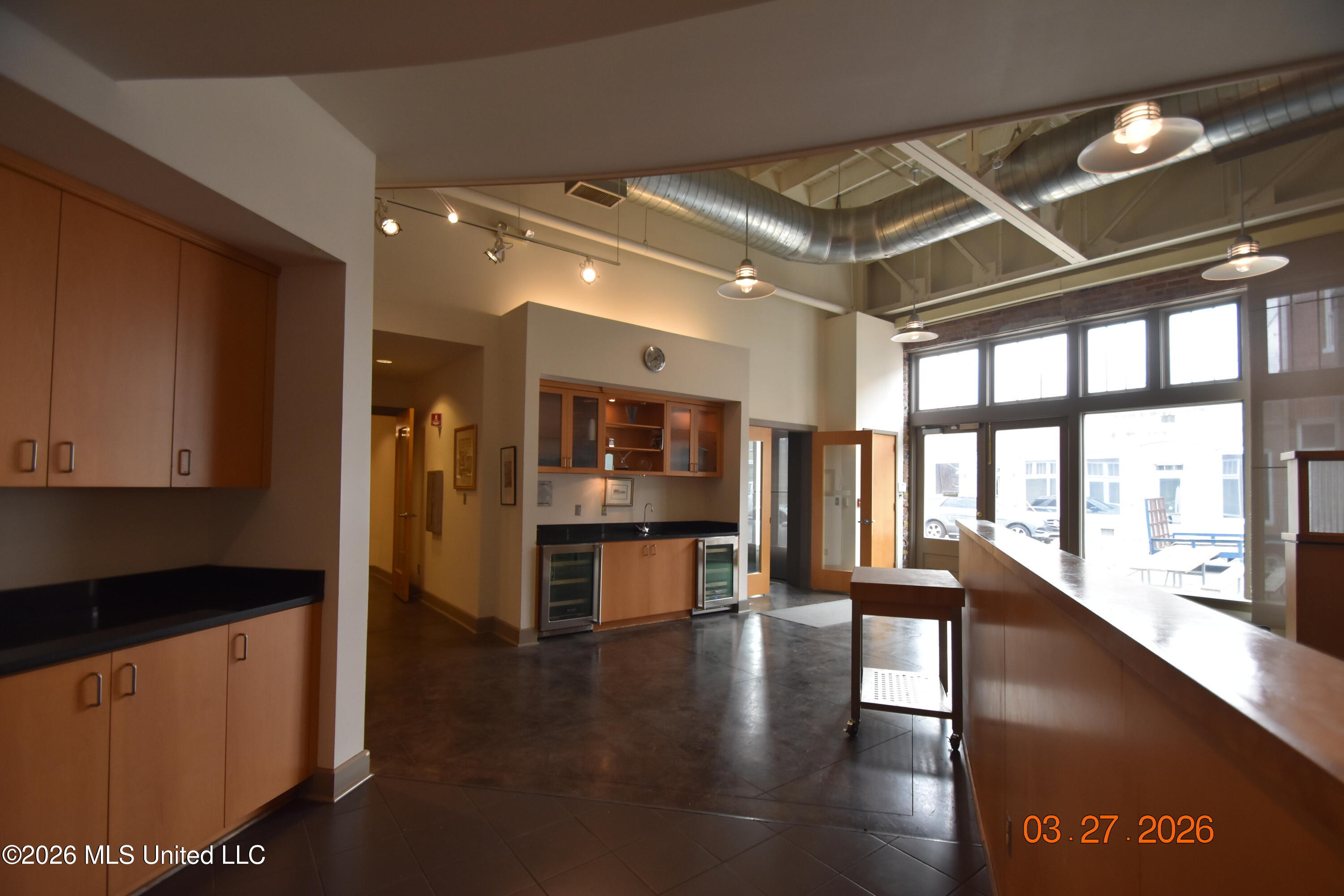 101 Main Street Property Photo 42