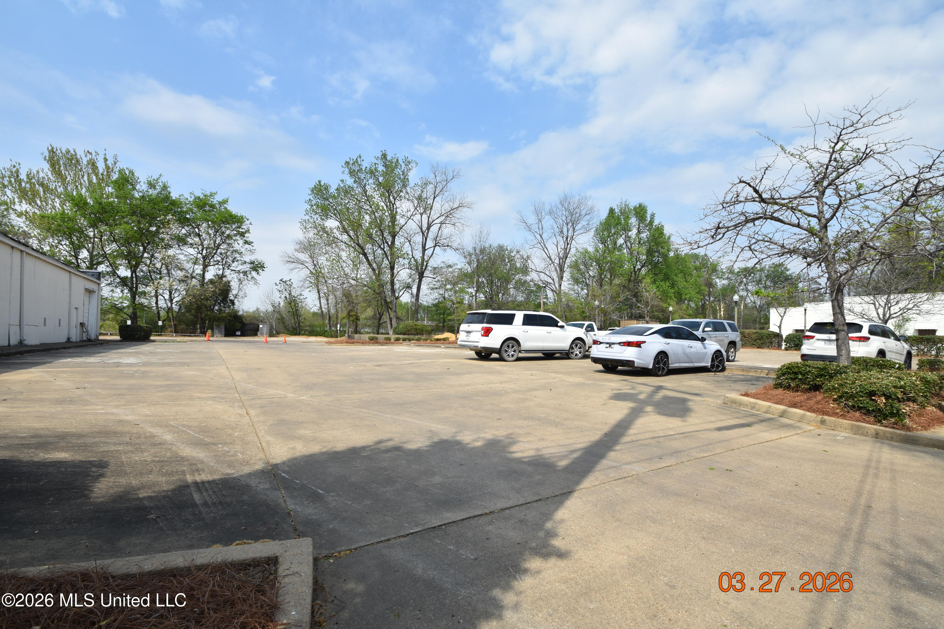 101 Main Street Property Photo 51
