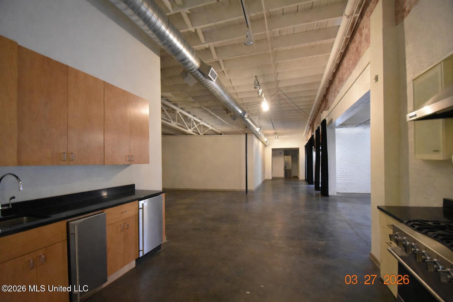 101 Main Street Property Photo 52