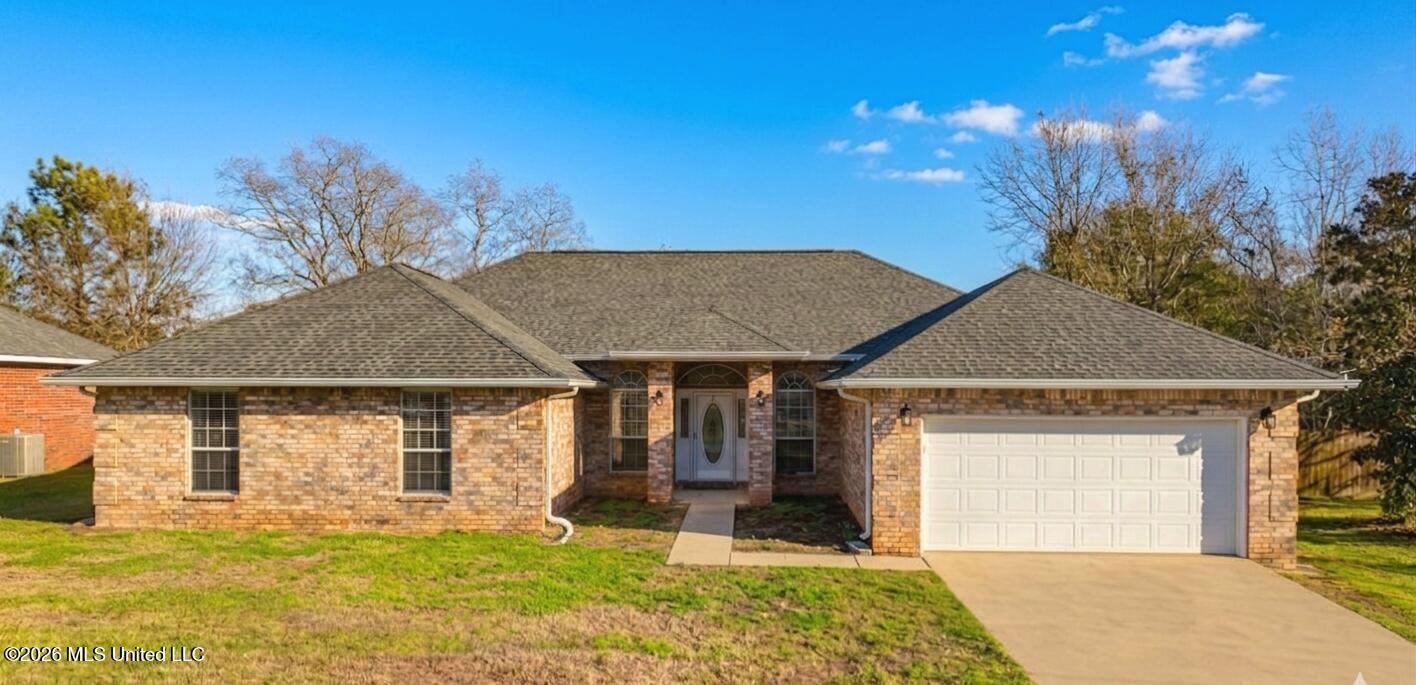 15002 E Shadow Creek Drive Property Photo 1