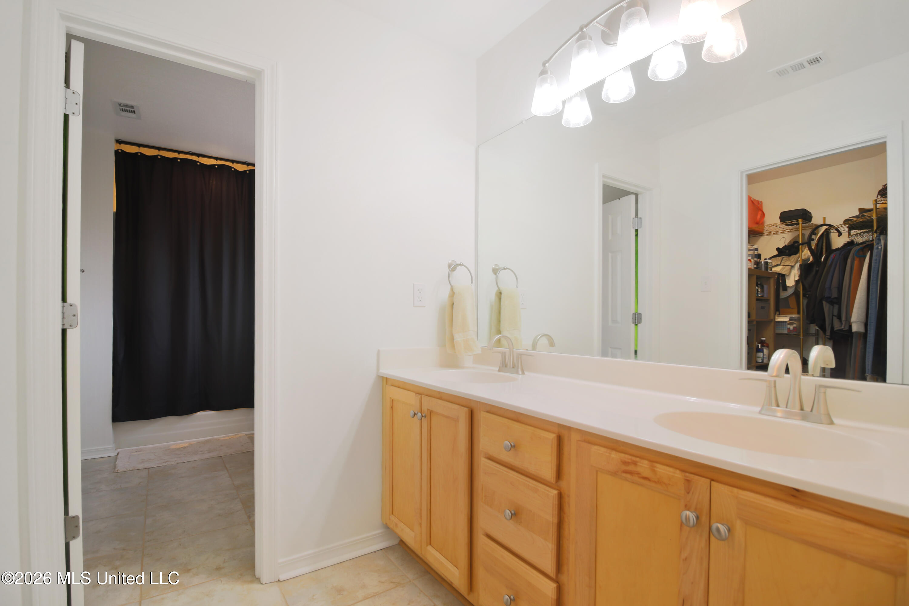 15002 E Shadow Creek Drive Property Photo 22