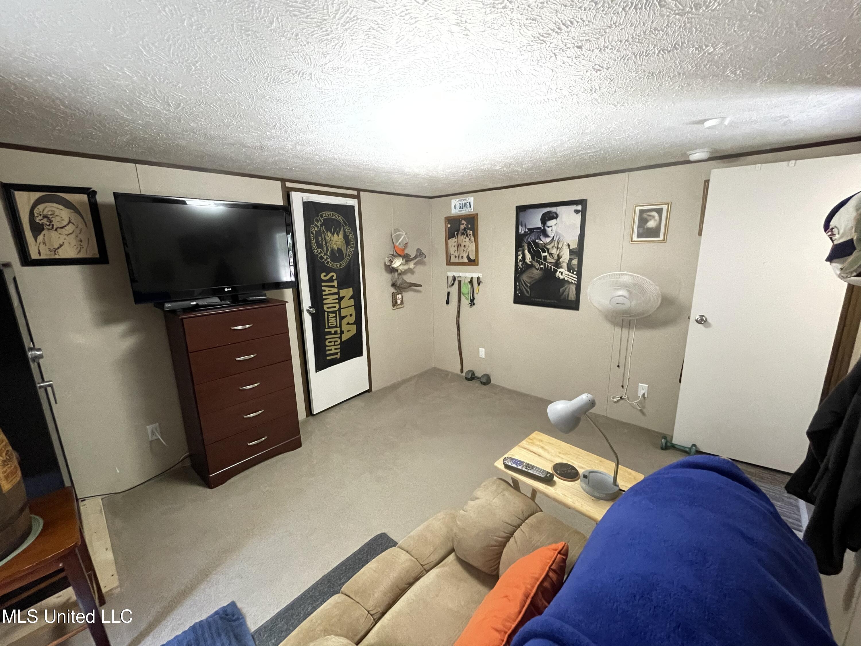 315 Young Road Property Photo 5