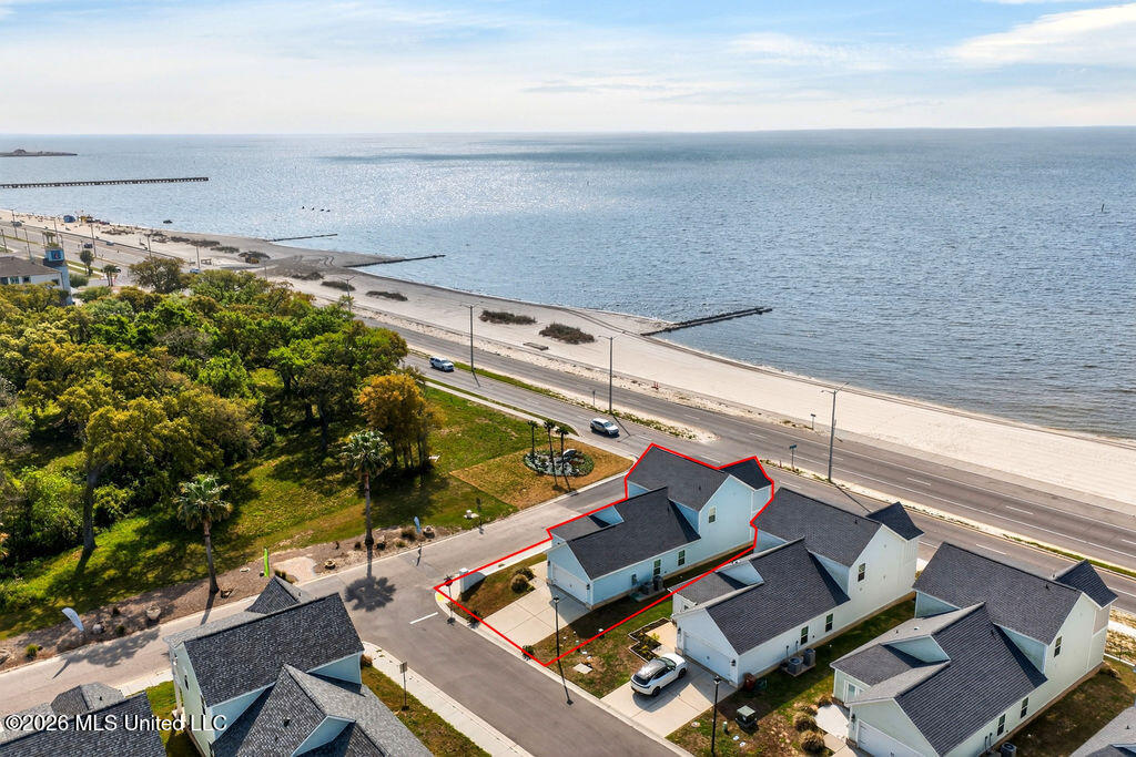 2508 Beach Boulevard Property Photo 2