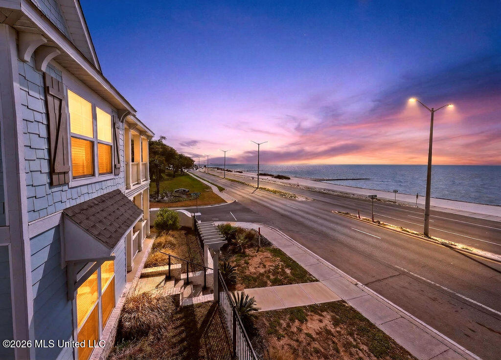 2508 Beach Boulevard Property Photo 6